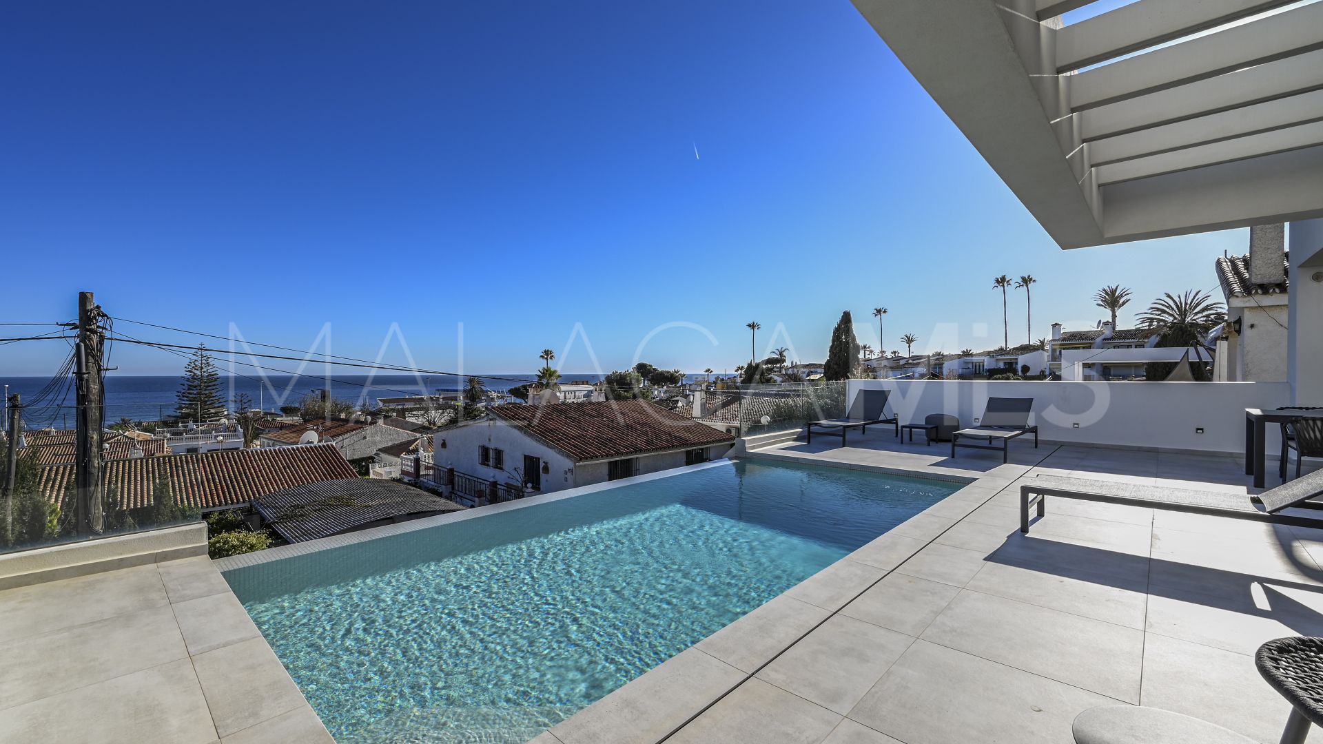 Villa for sale in Cala de Mijas