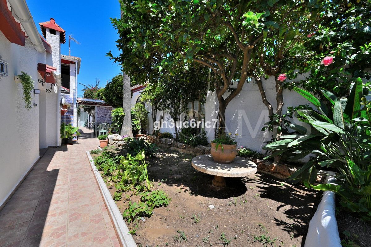 For sale Costabella villa with 4 bedrooms