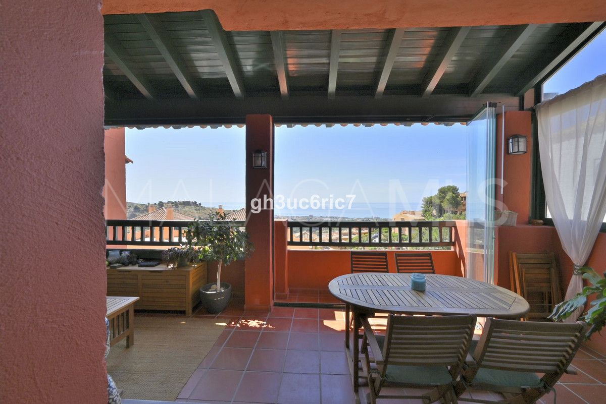 Apartamento for sale with 2 bedrooms in Calahonda
