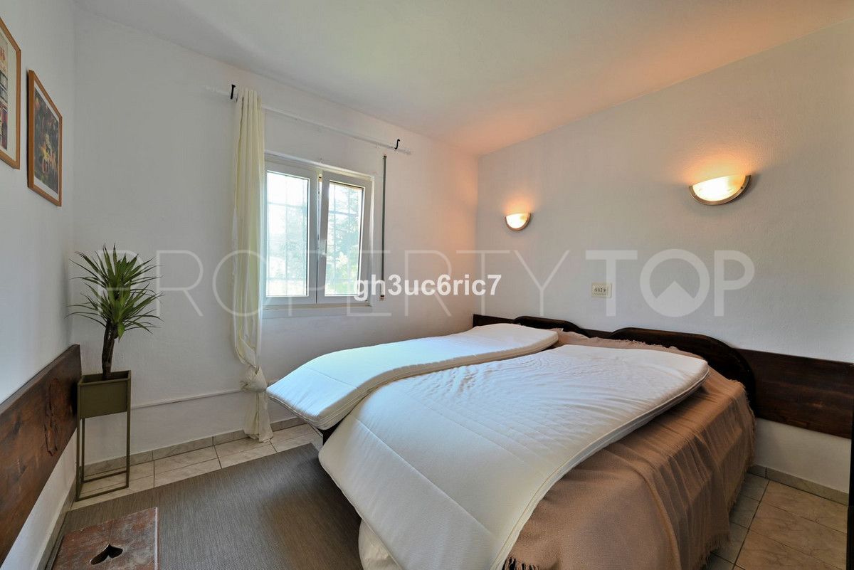 Se vende villa en Costabella con 2 dormitorios