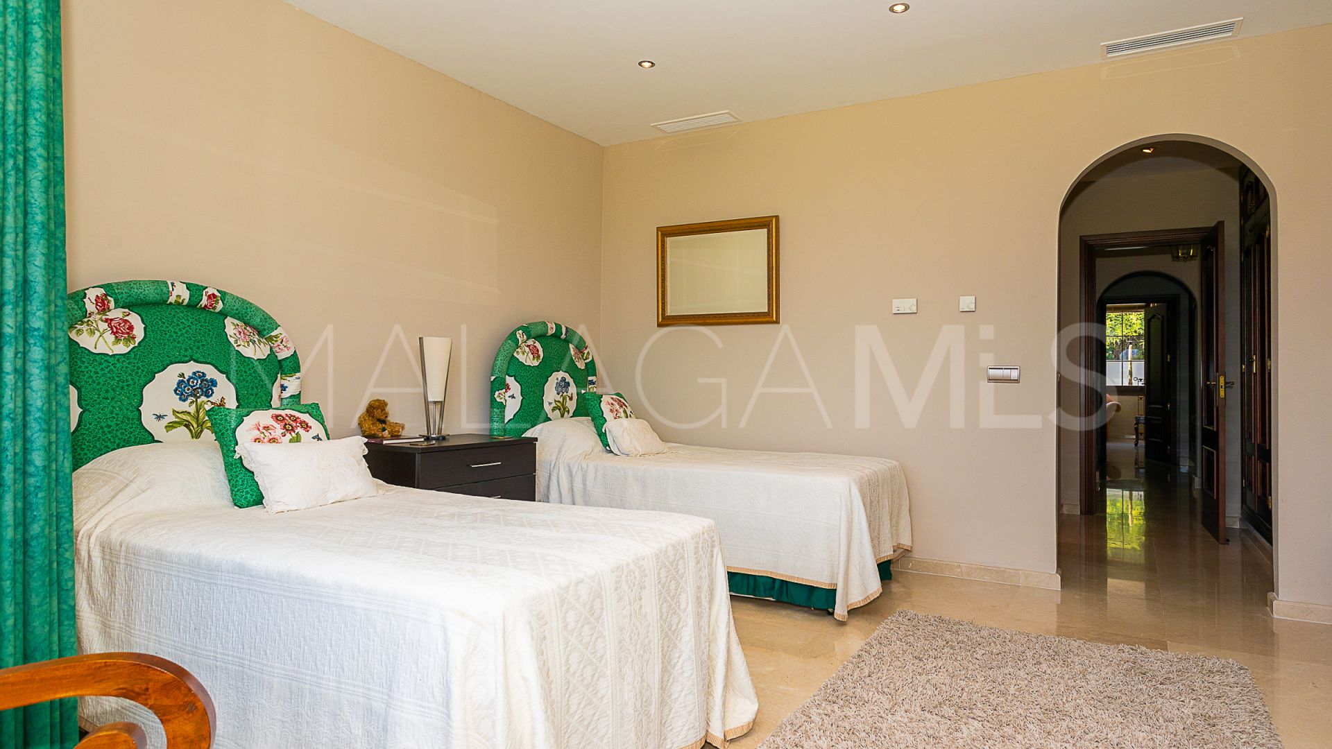 Se vende villa de 4 bedrooms in La Cala Golf Resort