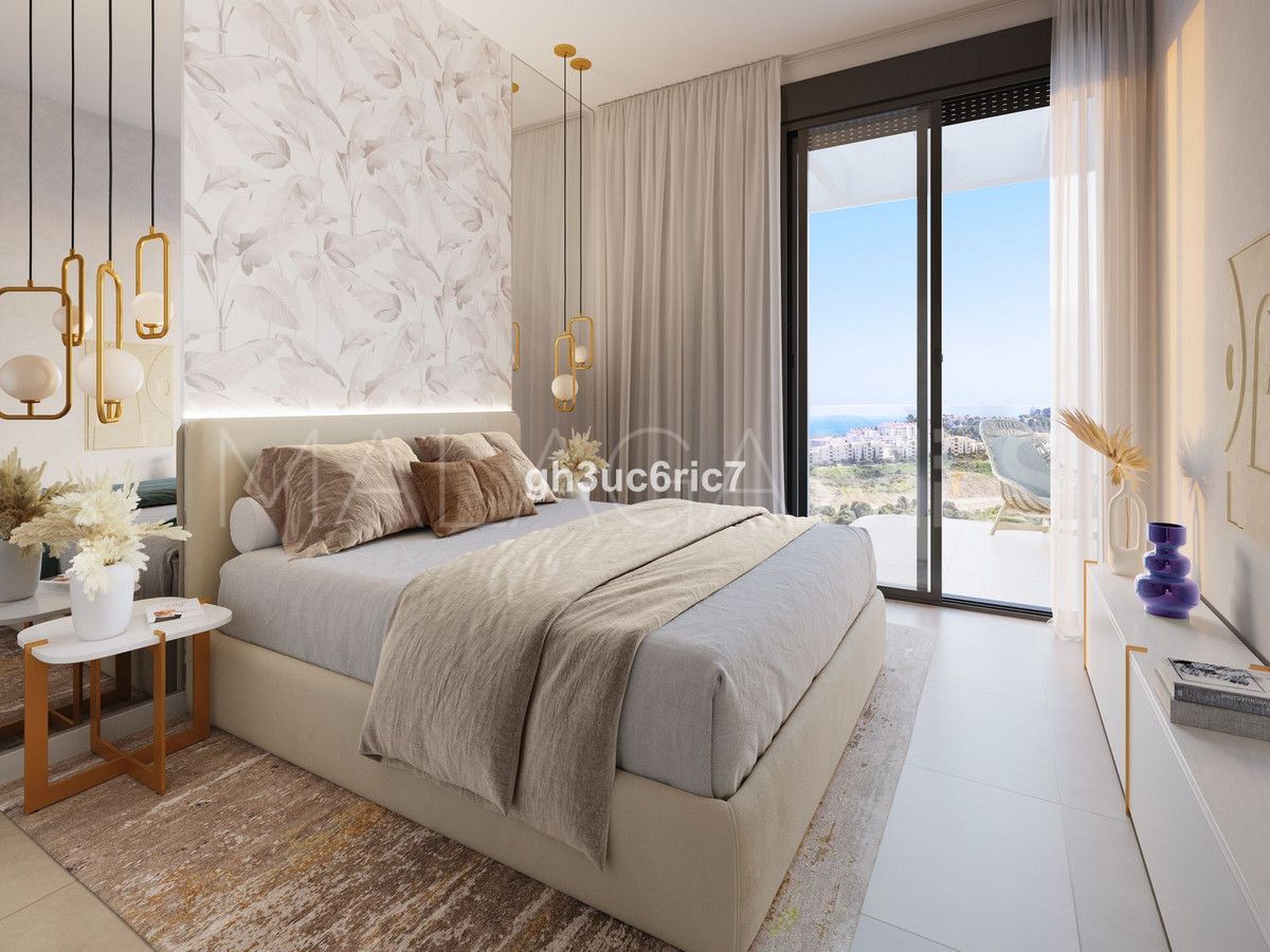 Buy apartment with 3 bedrooms in Cala de Mijas