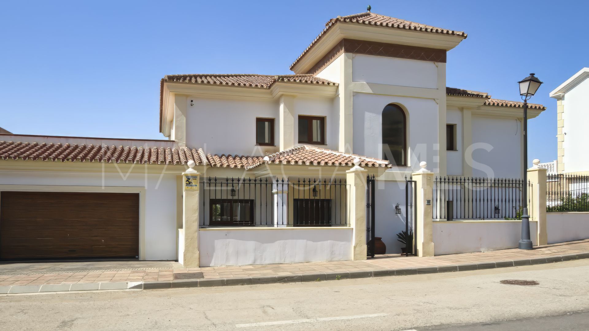 Villa for sale in La Cala Golf Resort