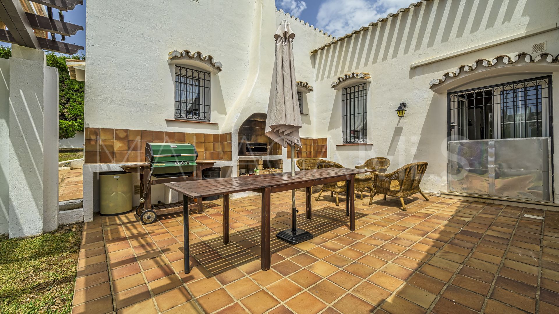 Villa for sale in El Chaparral