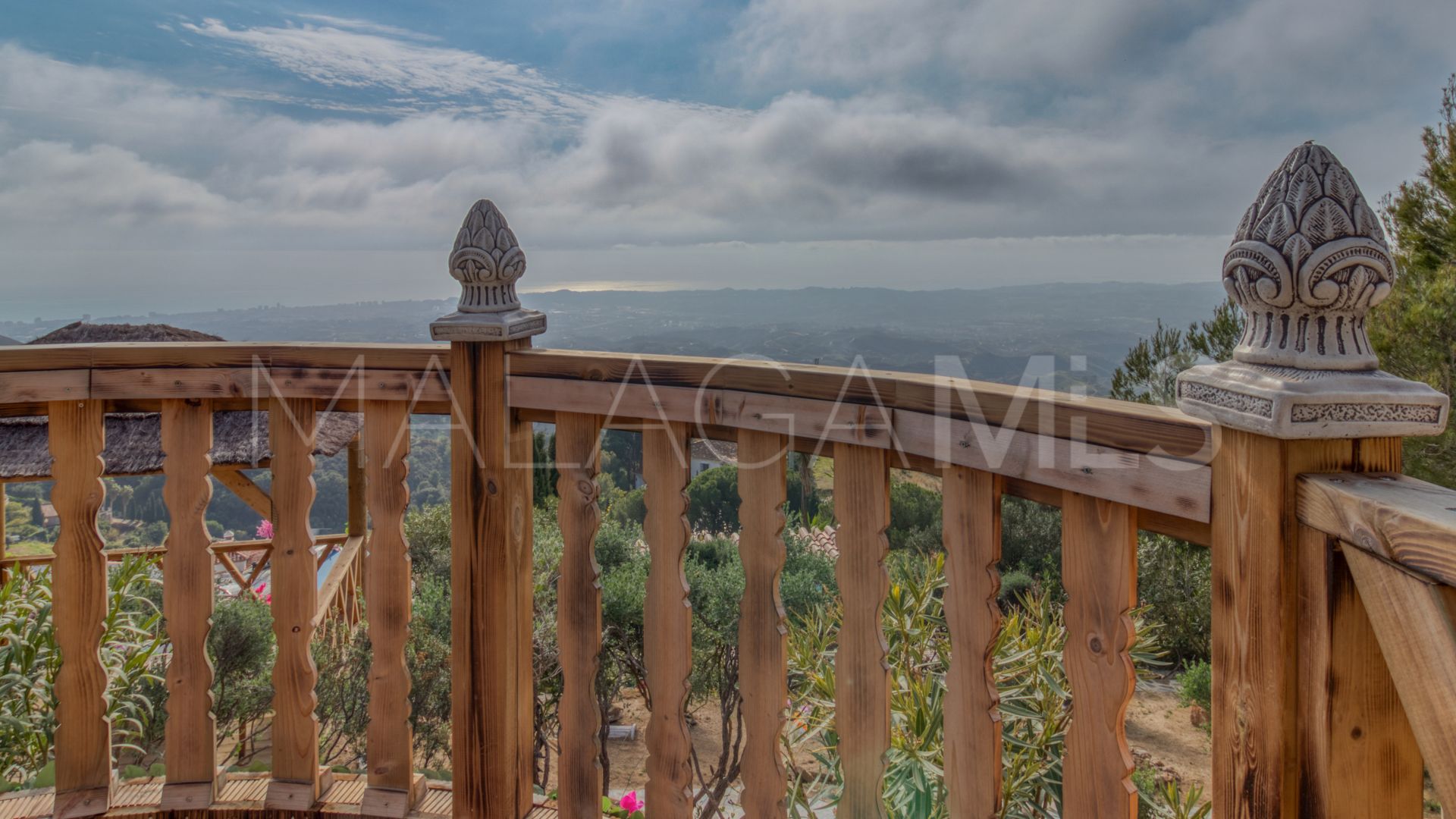 Villa for sale in Mijas