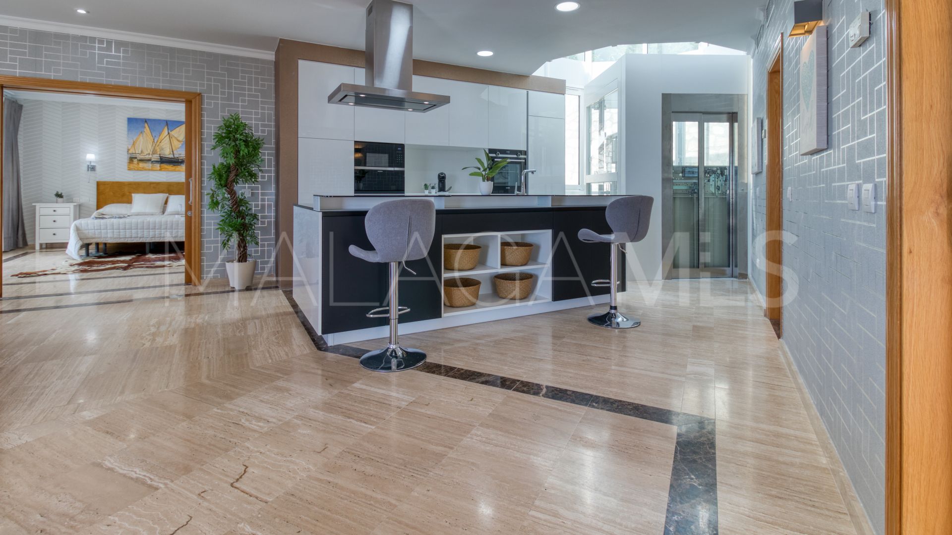 Villa for sale in Mijas