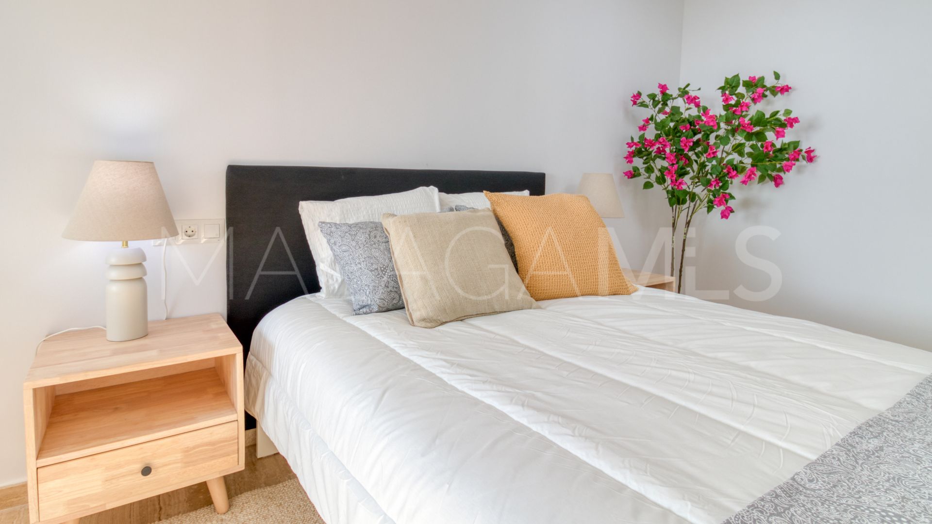 Villa for sale in Mijas