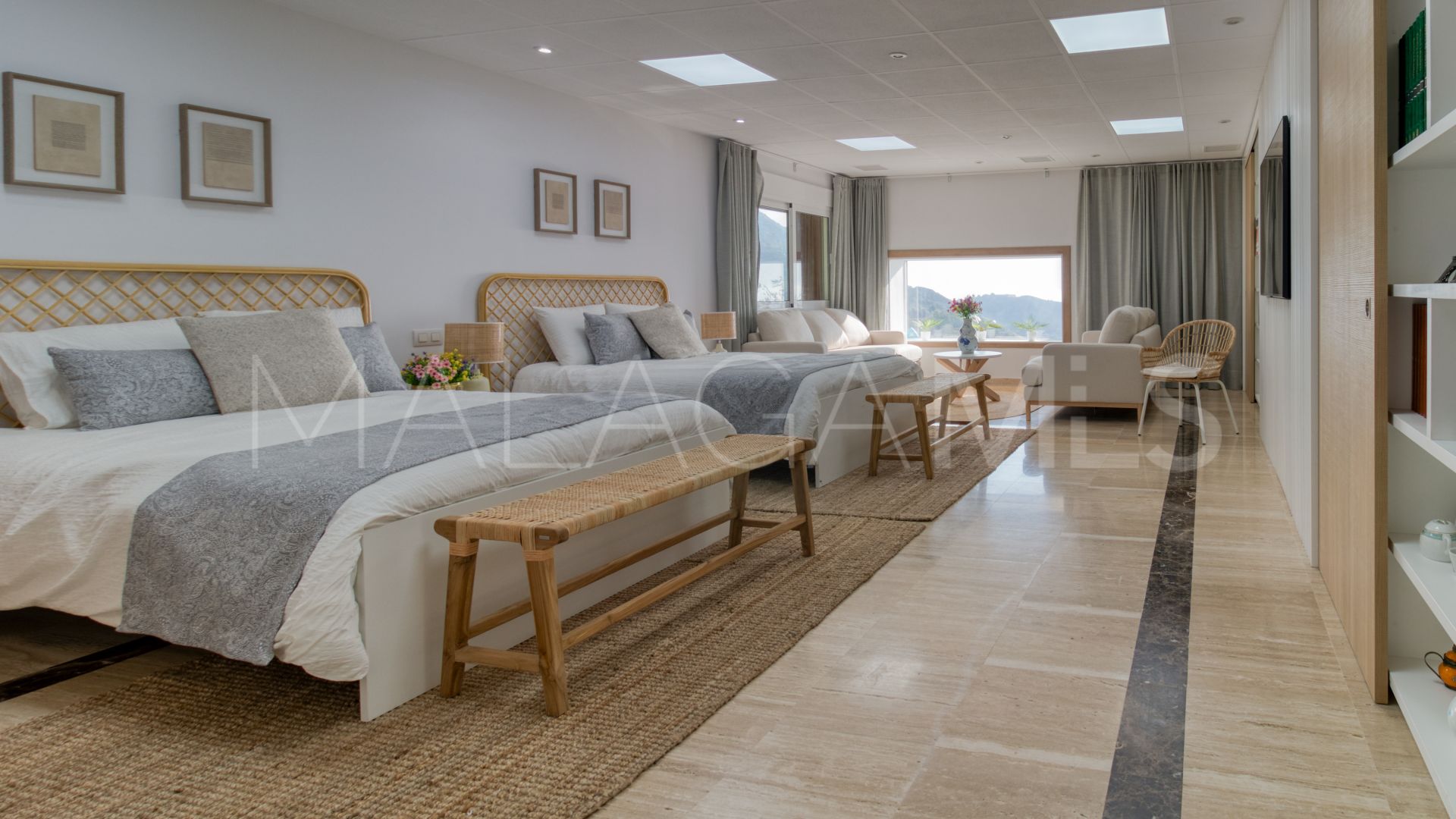 Villa for sale in Mijas