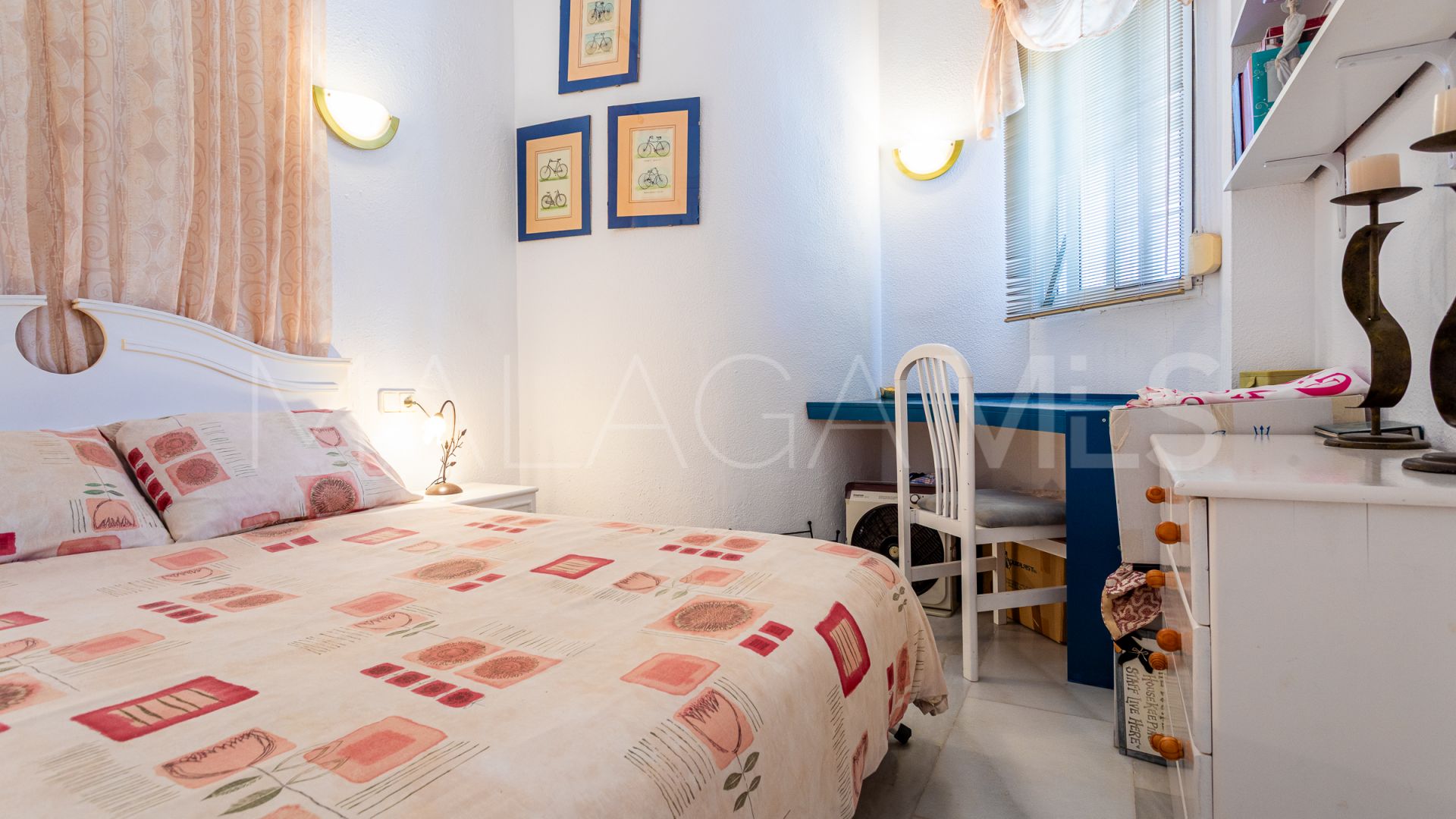 4 bedrooms Calahonda town house for sale