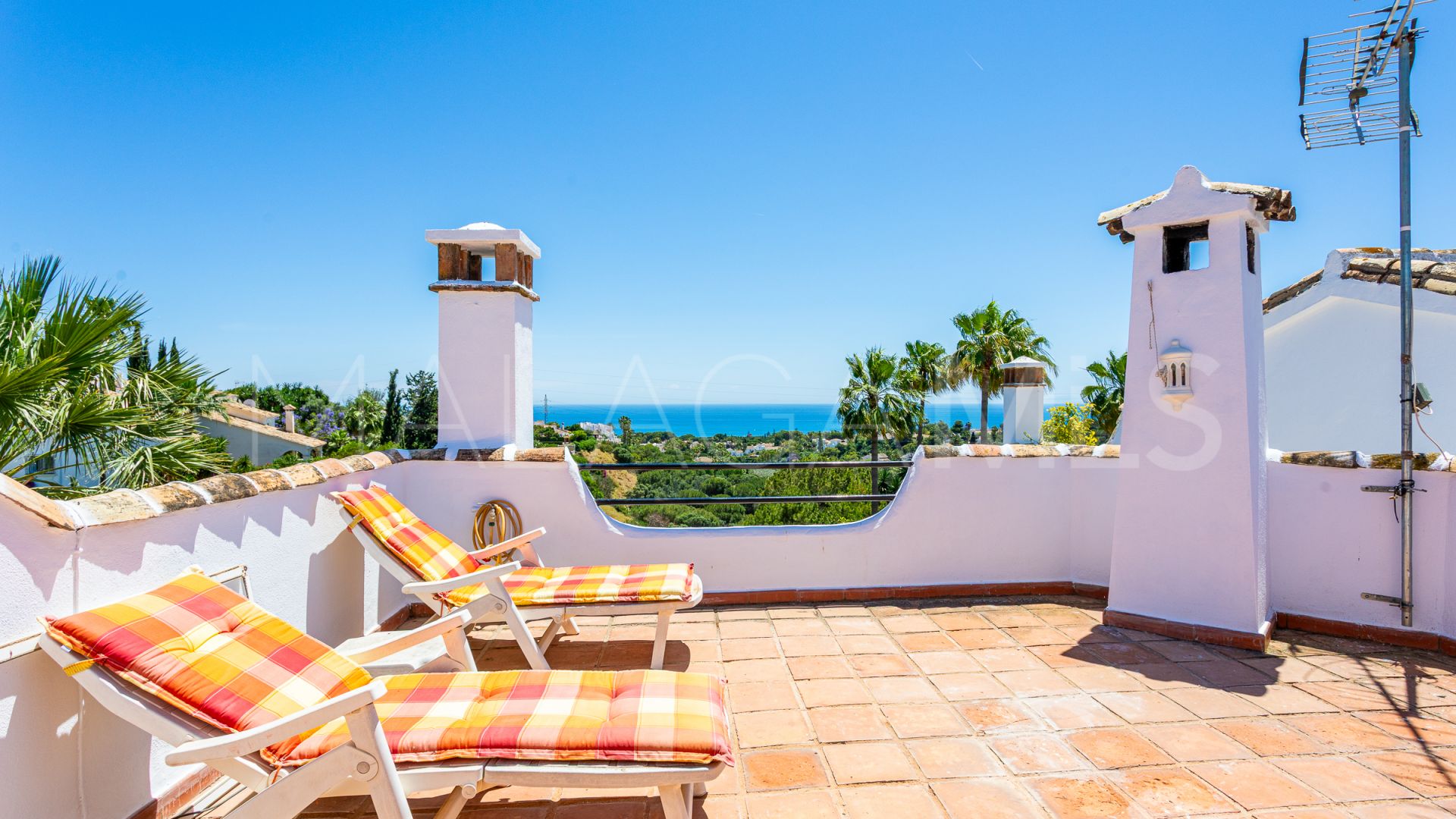 4 bedrooms Calahonda town house for sale