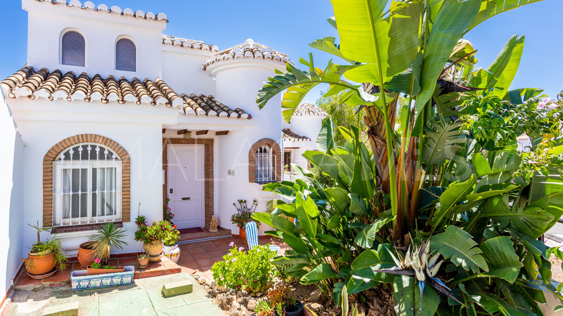4 bedrooms Calahonda town house for sale