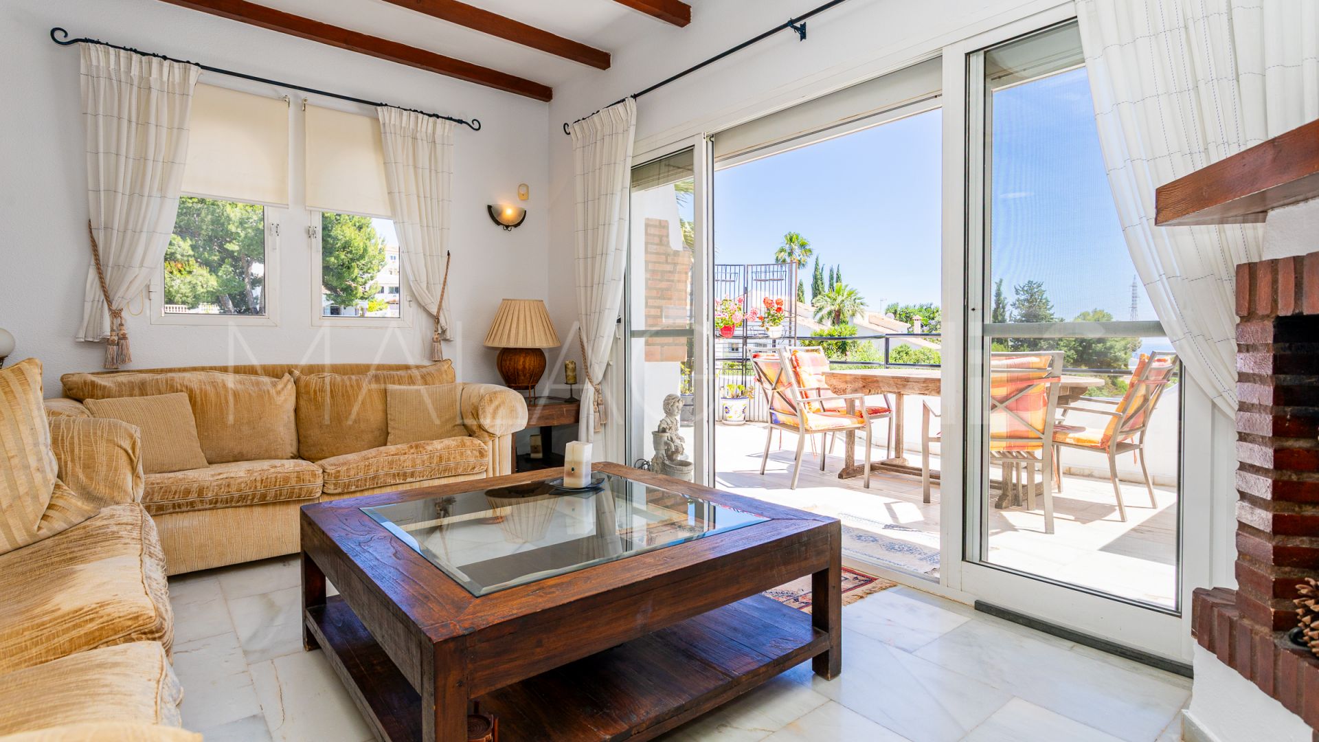 4 bedrooms Calahonda town house for sale