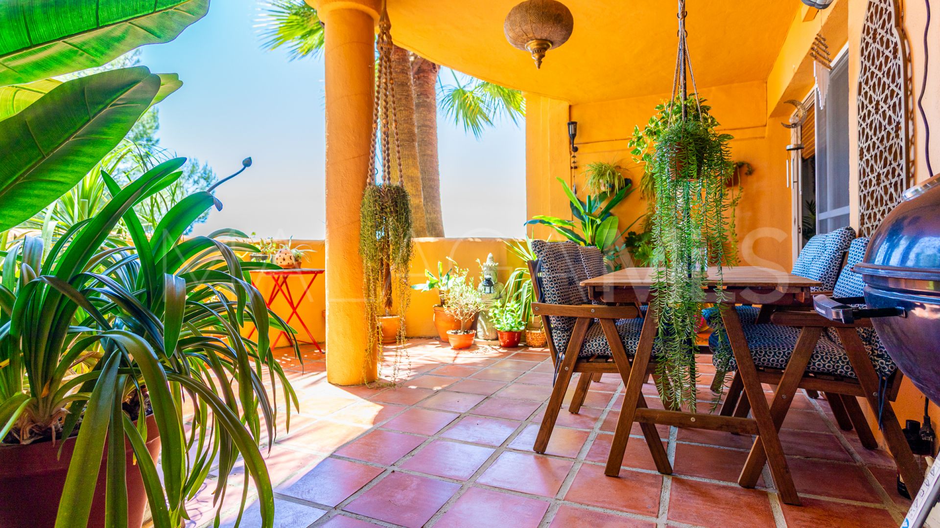 Calahonda 2 bedrooms apartment for sale