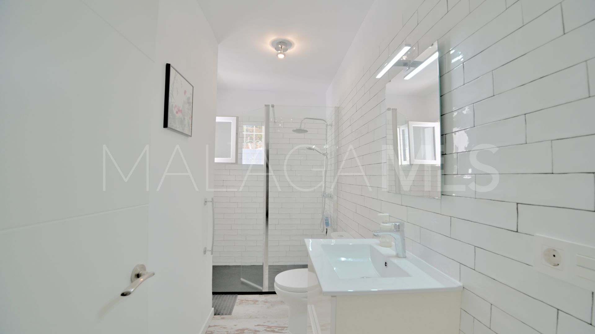Villa for sale in Calypso