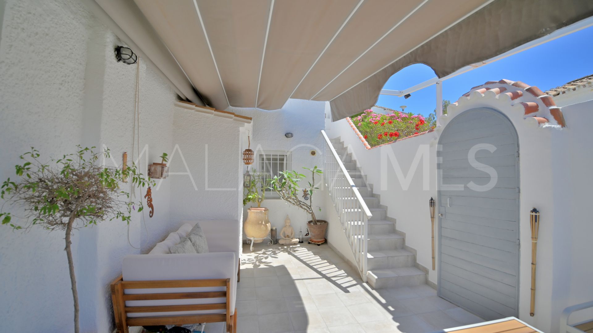 Villa for sale in Calypso