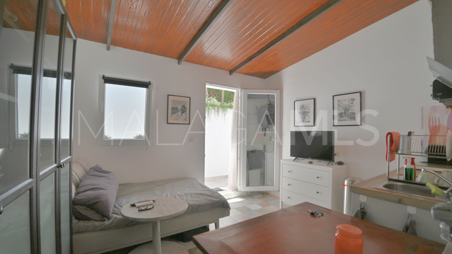 Villa for sale in Calypso