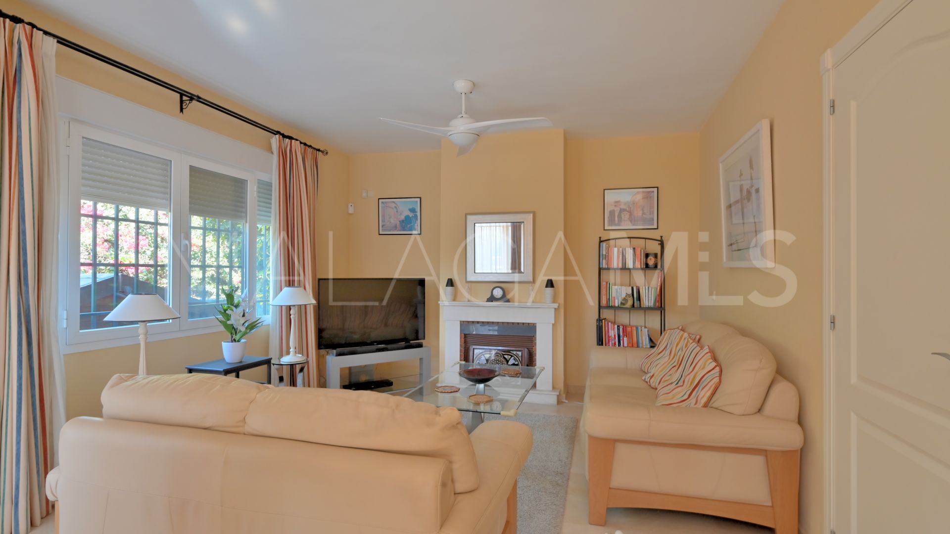 Parhus for sale in Riviera del Sol