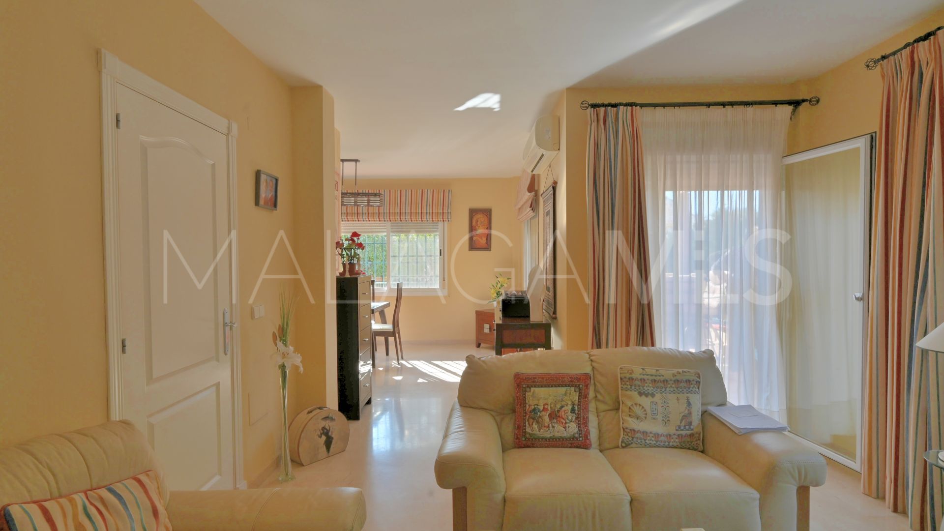Parhus for sale in Riviera del Sol