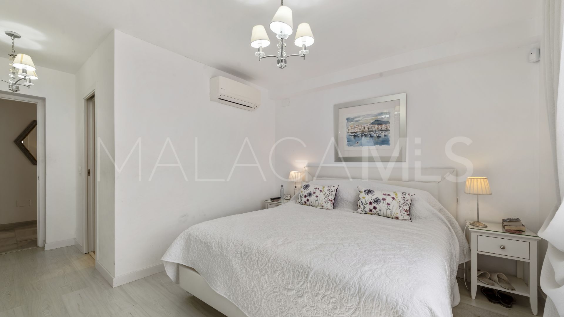 Calahonda, villa with 4 bedrooms for sale