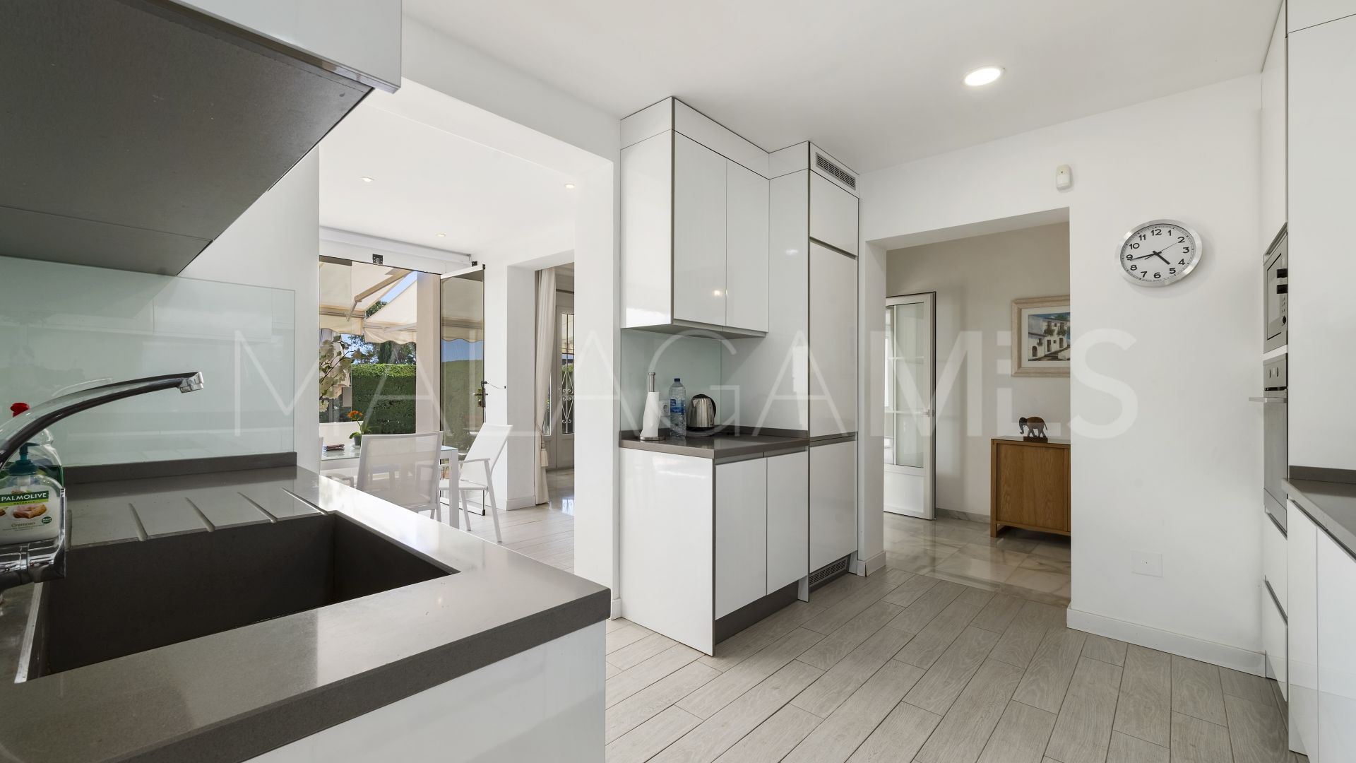 Calahonda, villa with 4 bedrooms for sale