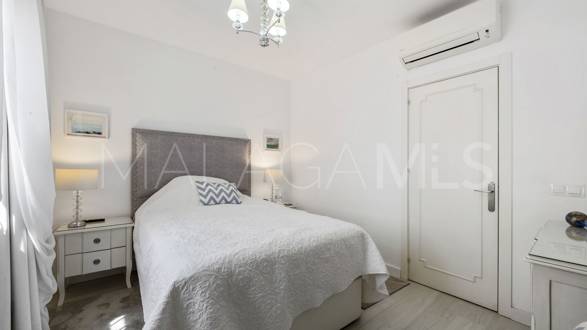 Calahonda, villa with 4 bedrooms for sale