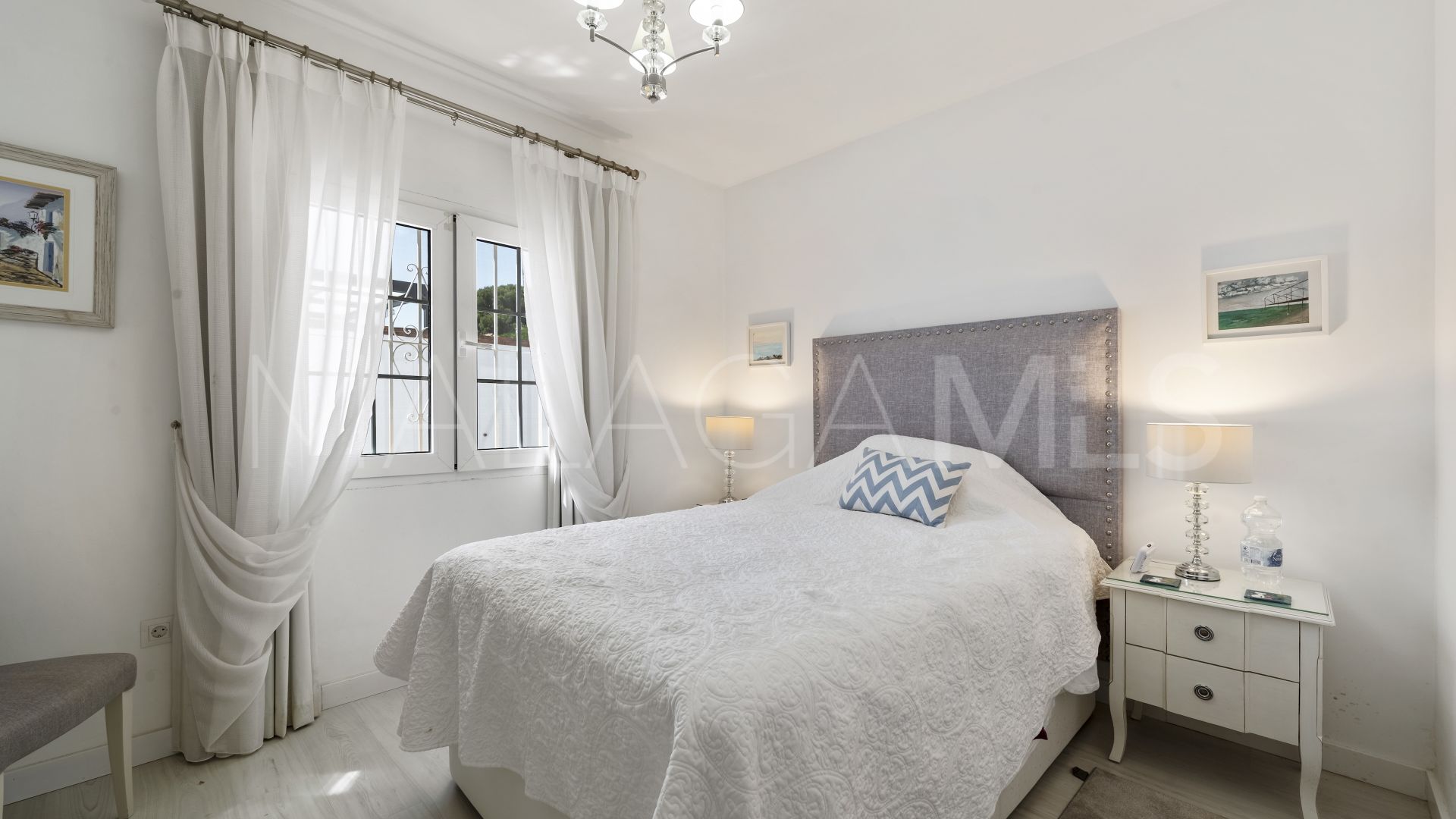 Calahonda, villa with 4 bedrooms for sale