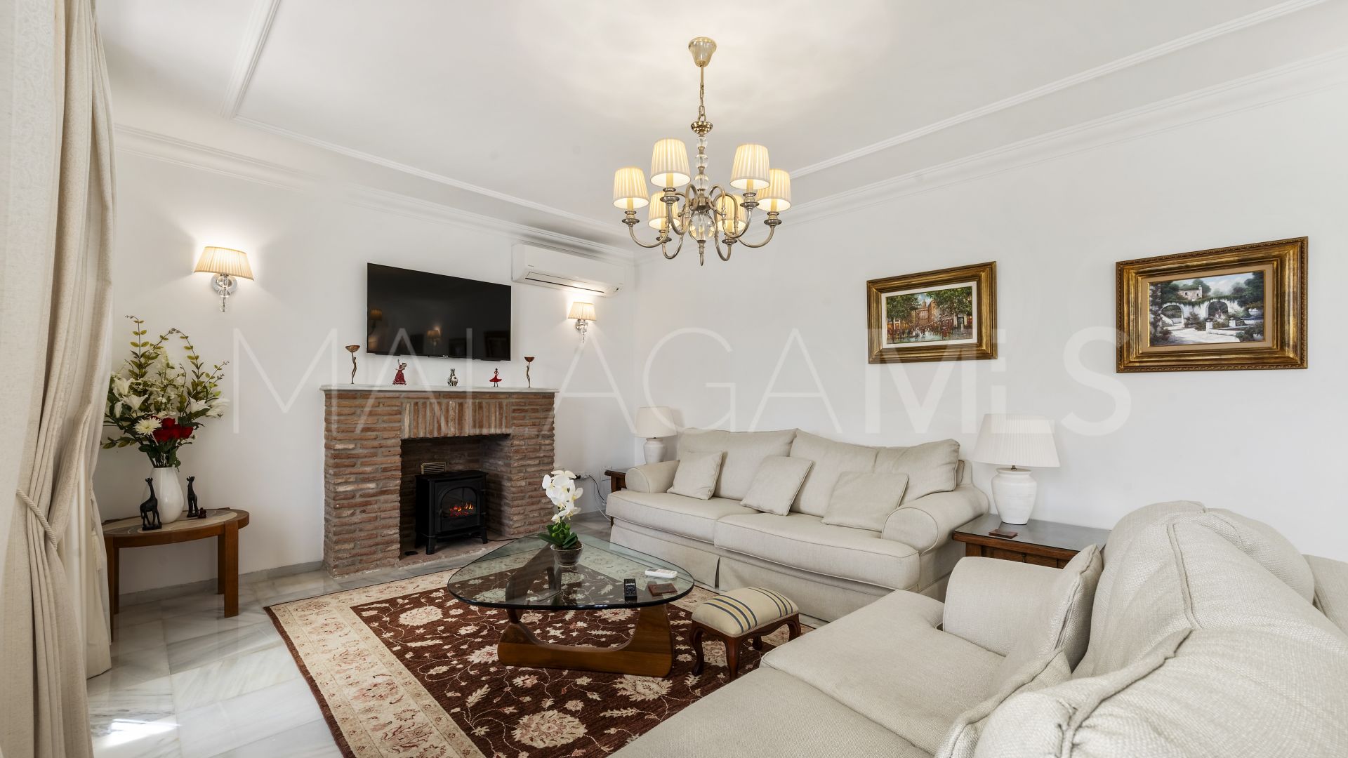 Calahonda, villa with 4 bedrooms for sale