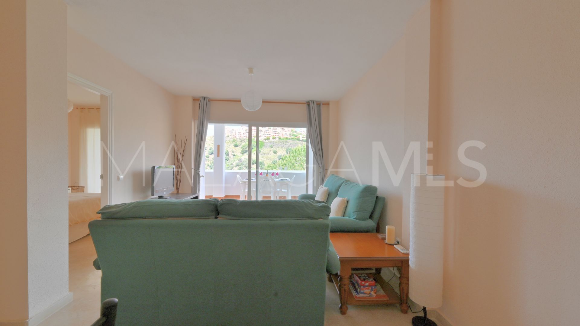 Se vende apartamento in Calahonda with 2 bedrooms