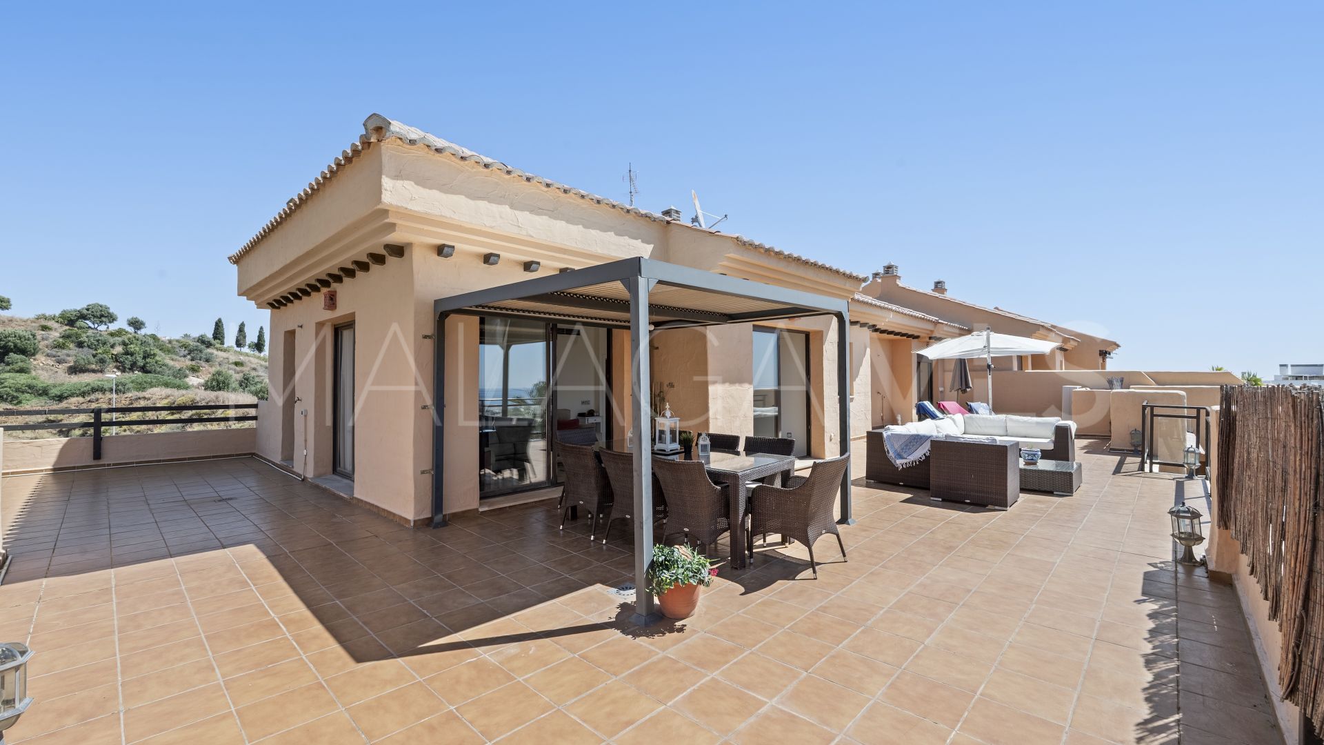 Takvåning for sale in Calanova Golf