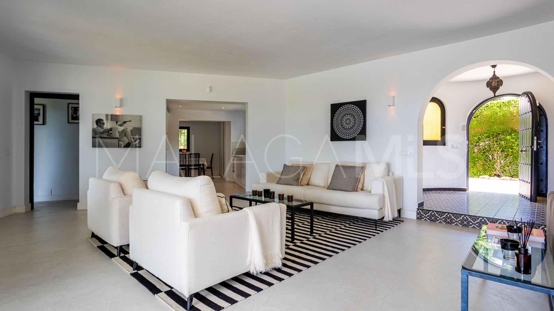 For sale villa in Hacienda las Chapas