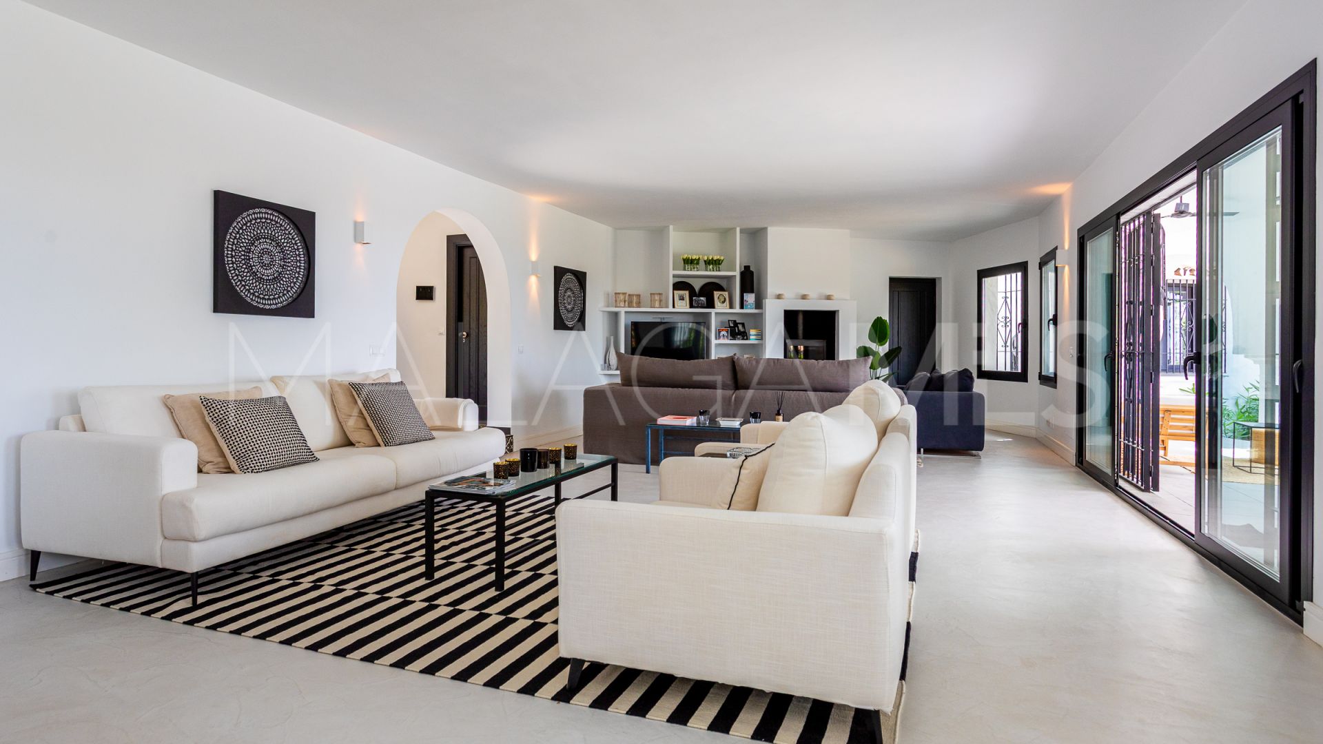 For sale villa in Hacienda las Chapas