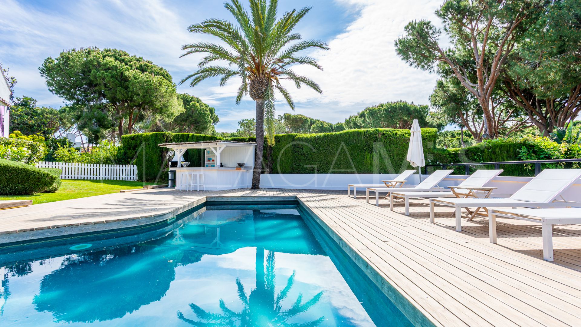 For sale villa in Hacienda las Chapas