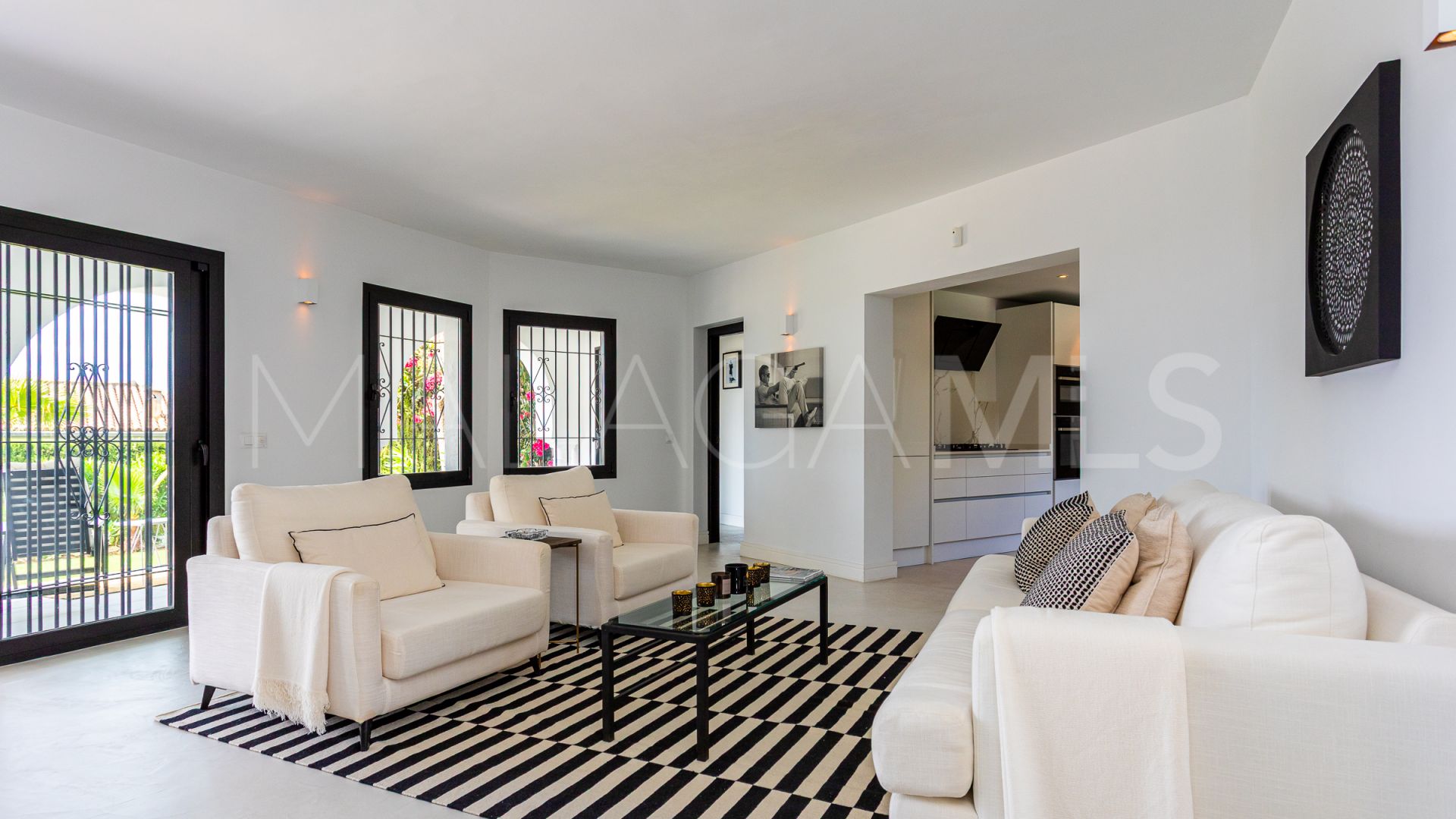 For sale villa in Hacienda las Chapas
