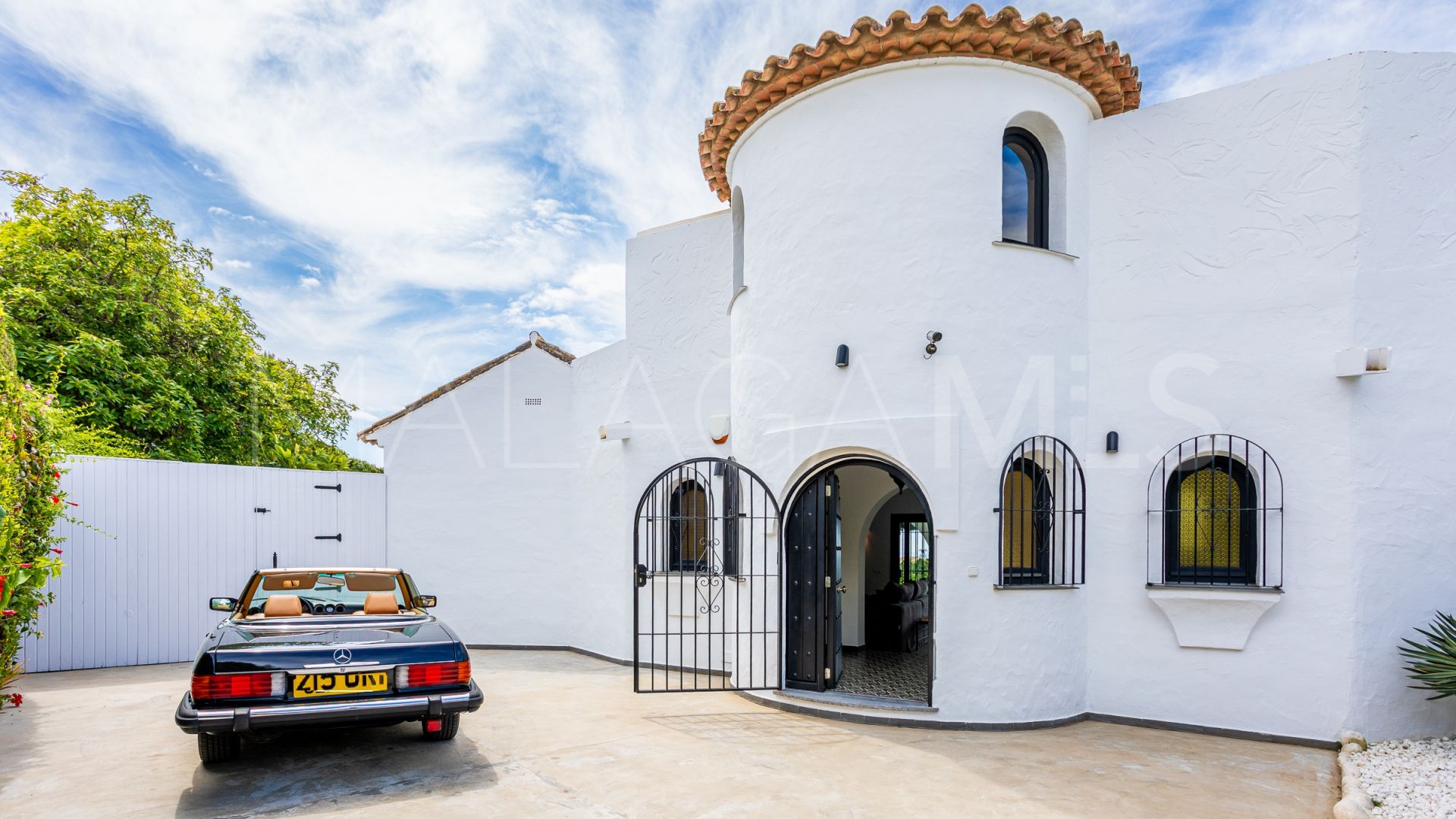 For sale villa in Hacienda las Chapas