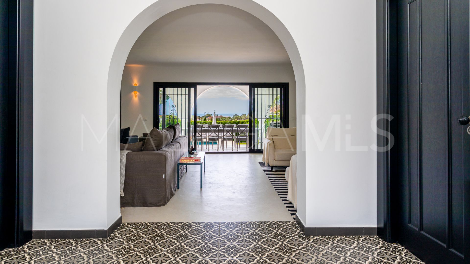 For sale villa in Hacienda las Chapas