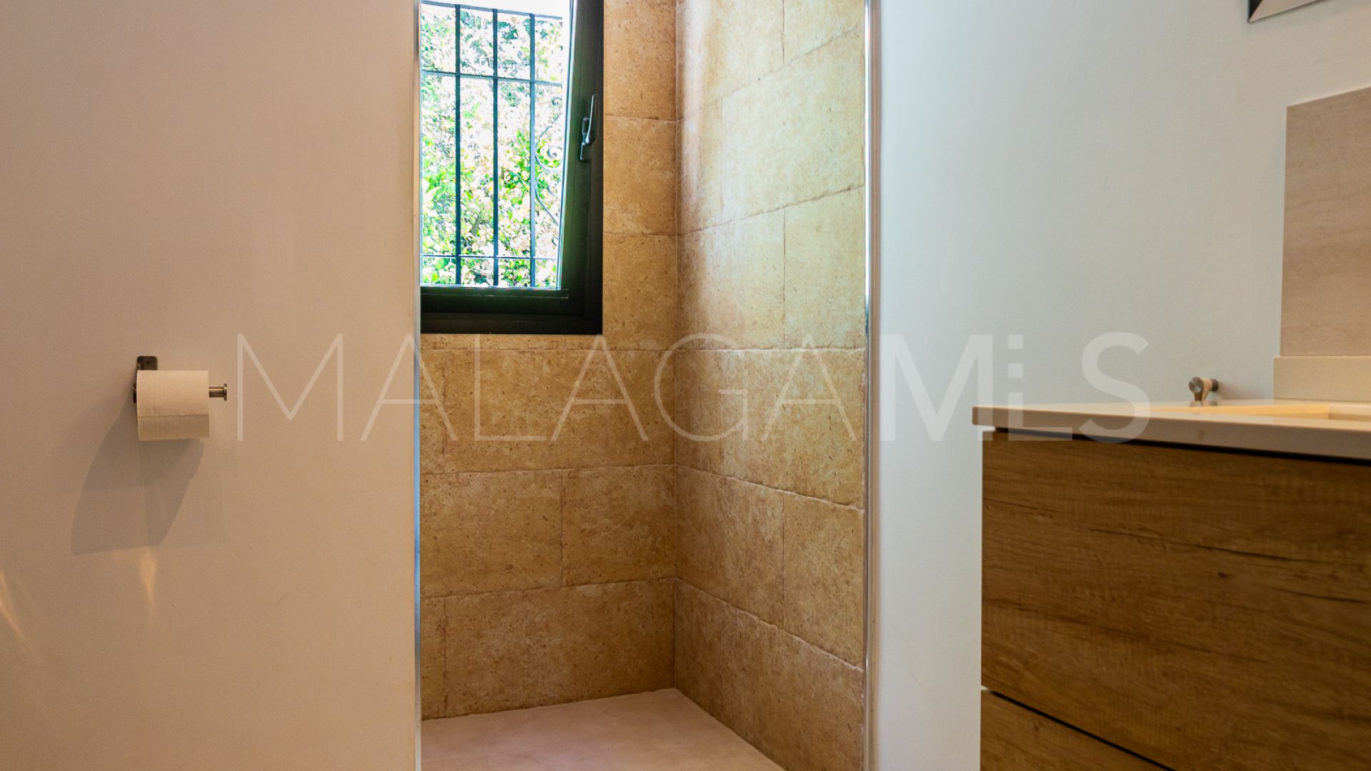 For sale villa in Hacienda las Chapas
