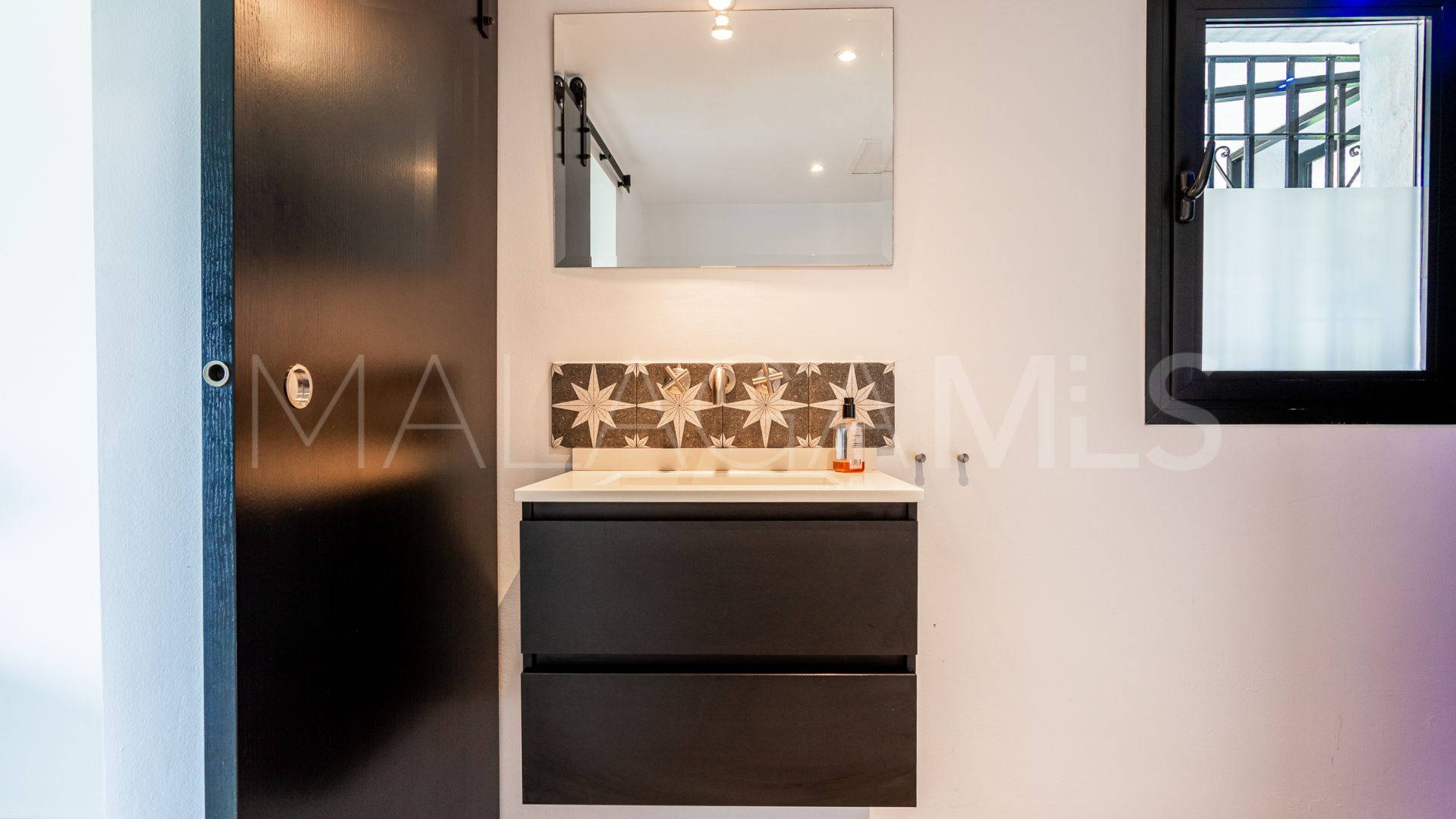 For sale villa in Hacienda las Chapas