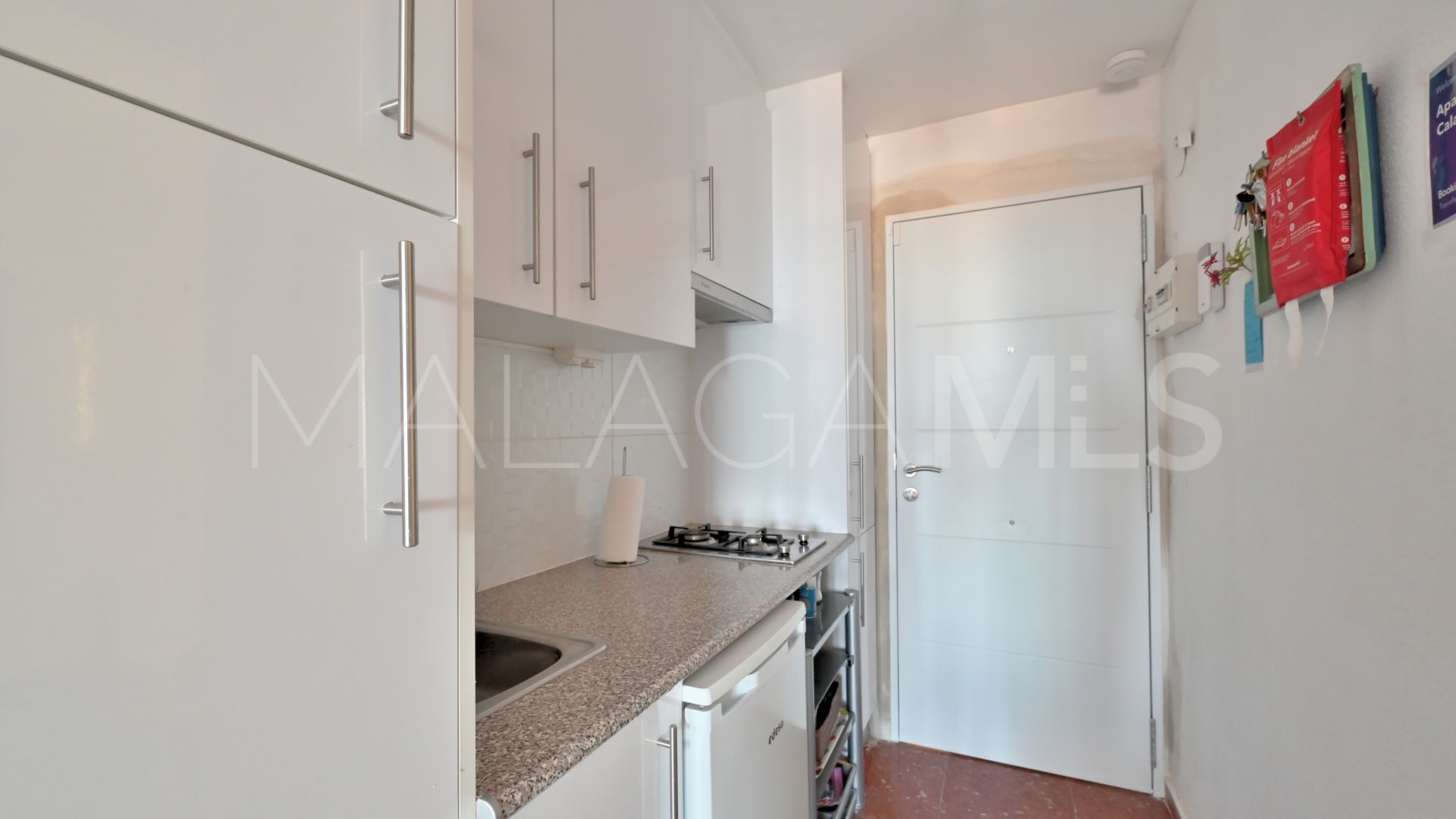 Studio for sale in Calypso