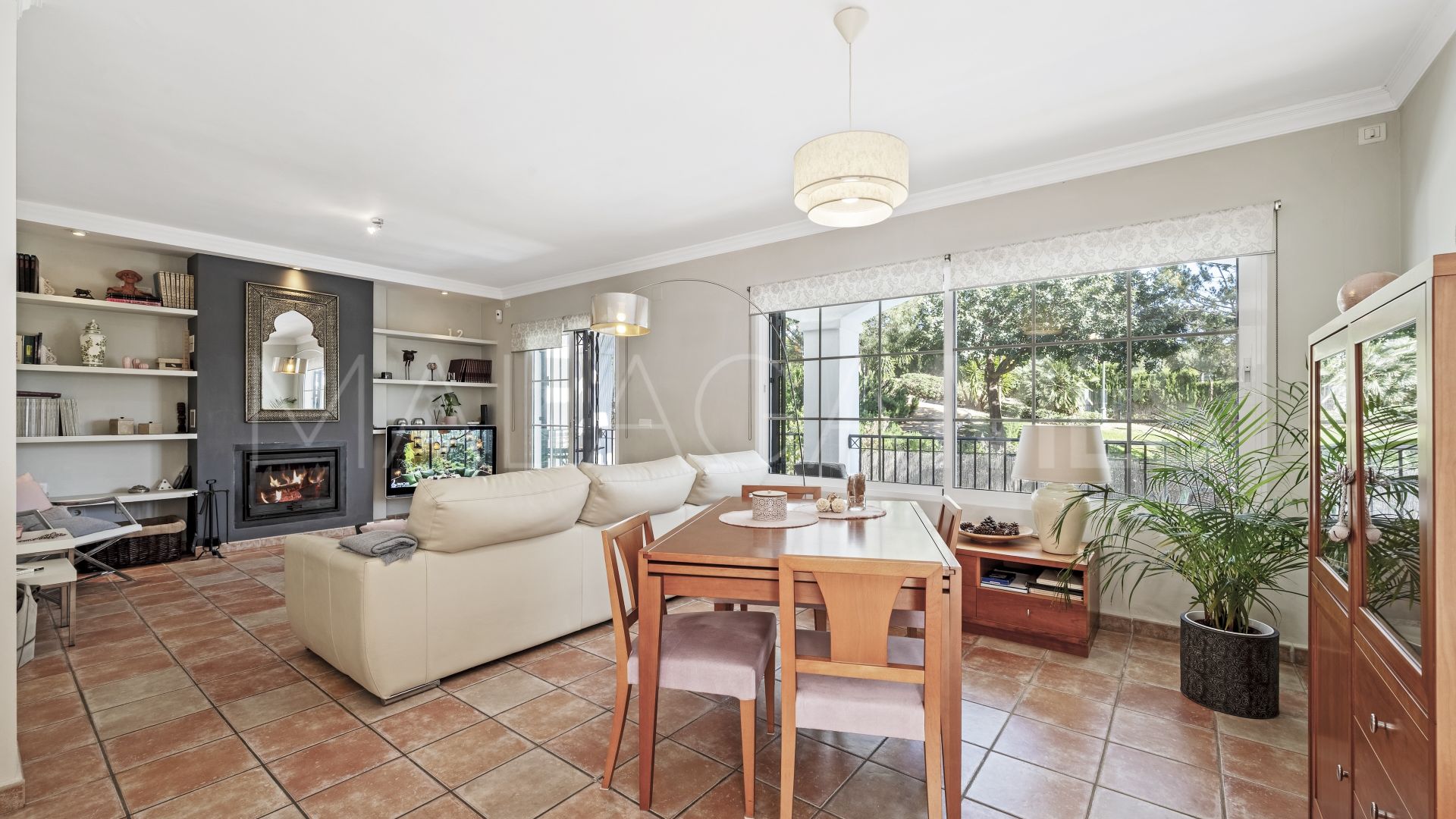 Villa for sale in Montealto