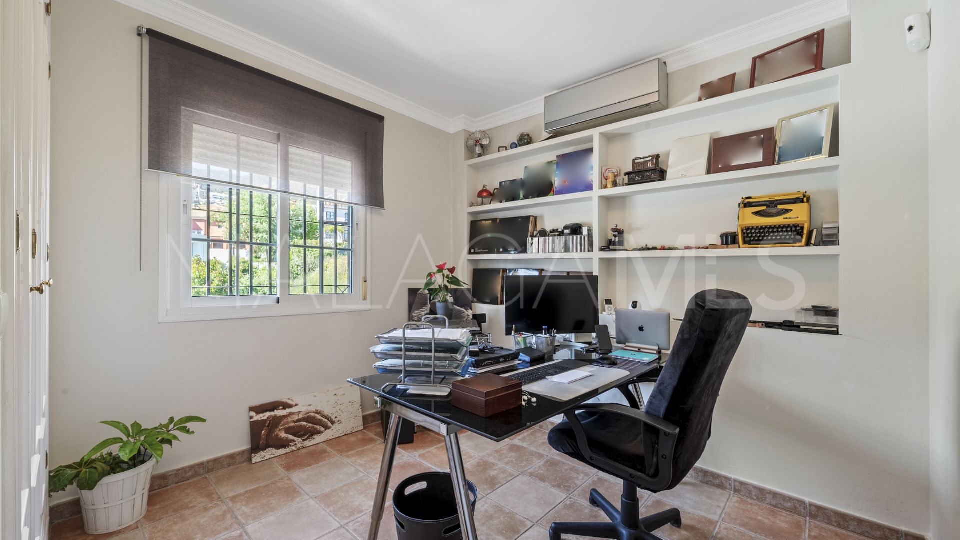 Villa for sale in Montealto