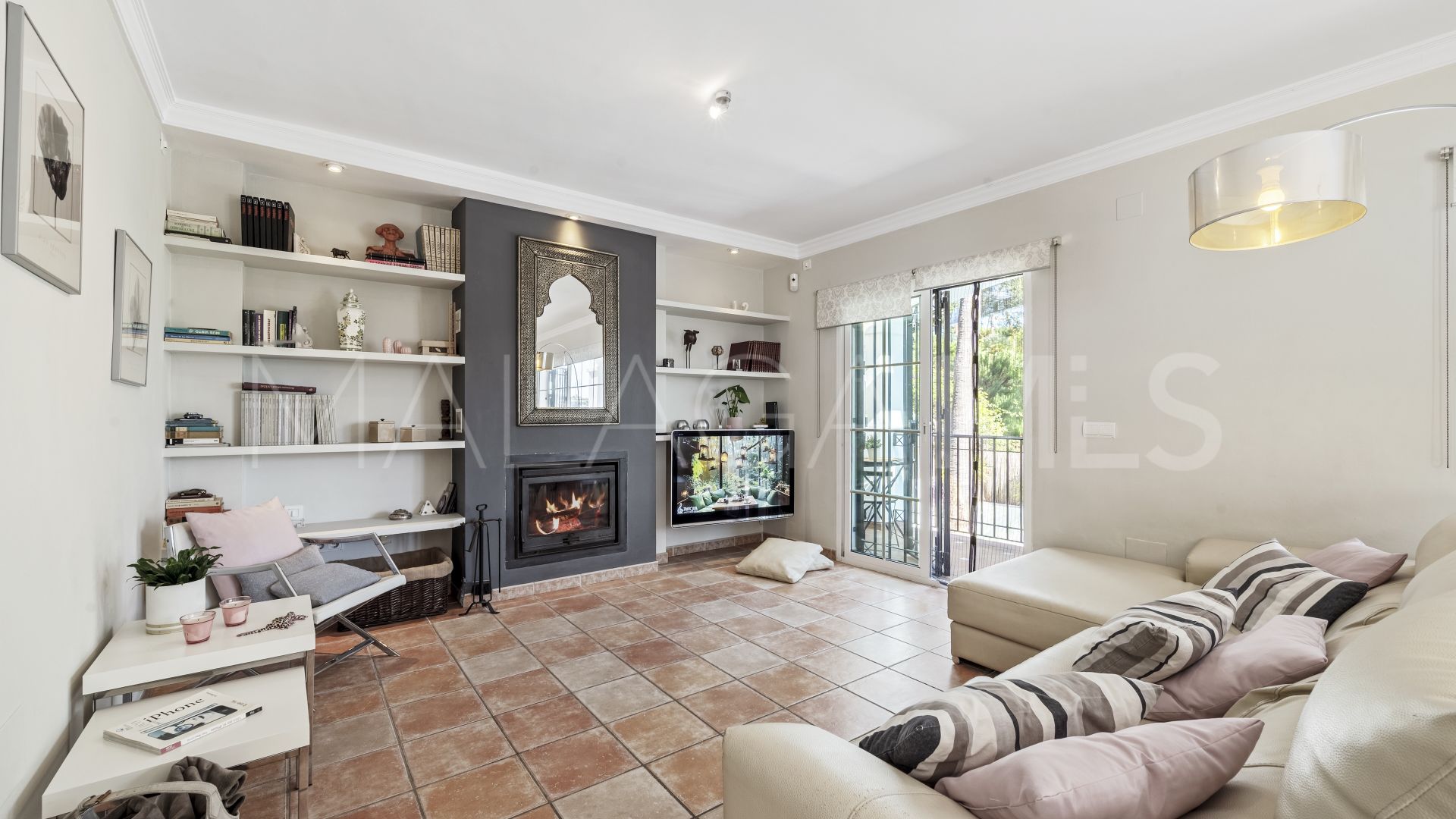 Villa for sale in Montealto