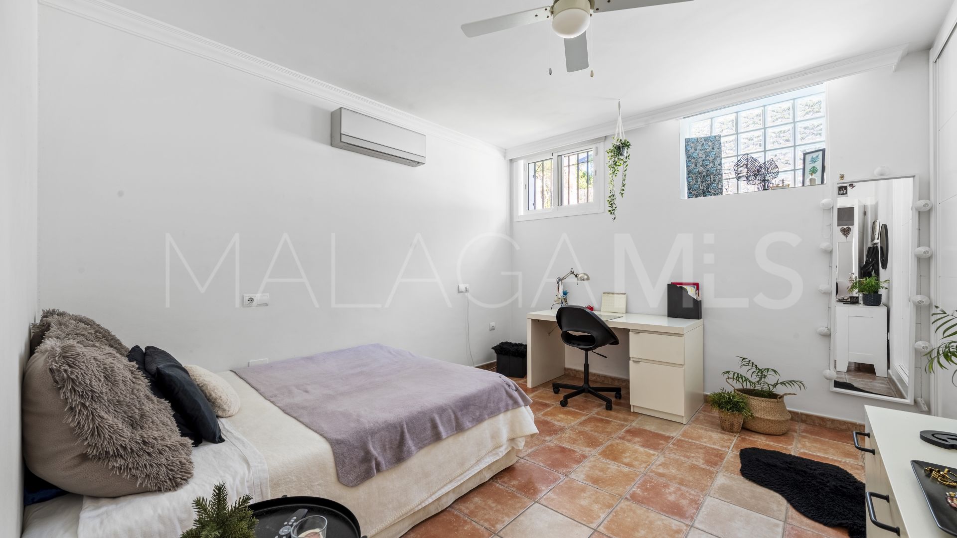 Villa for sale in Montealto