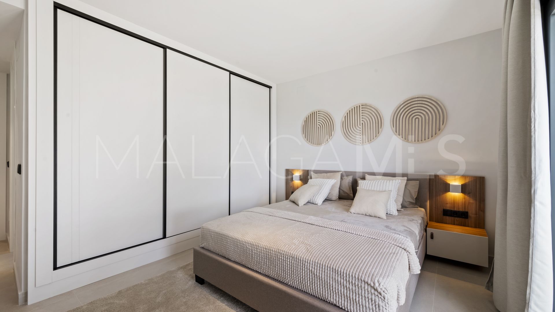 Villa for sale in El Chaparral