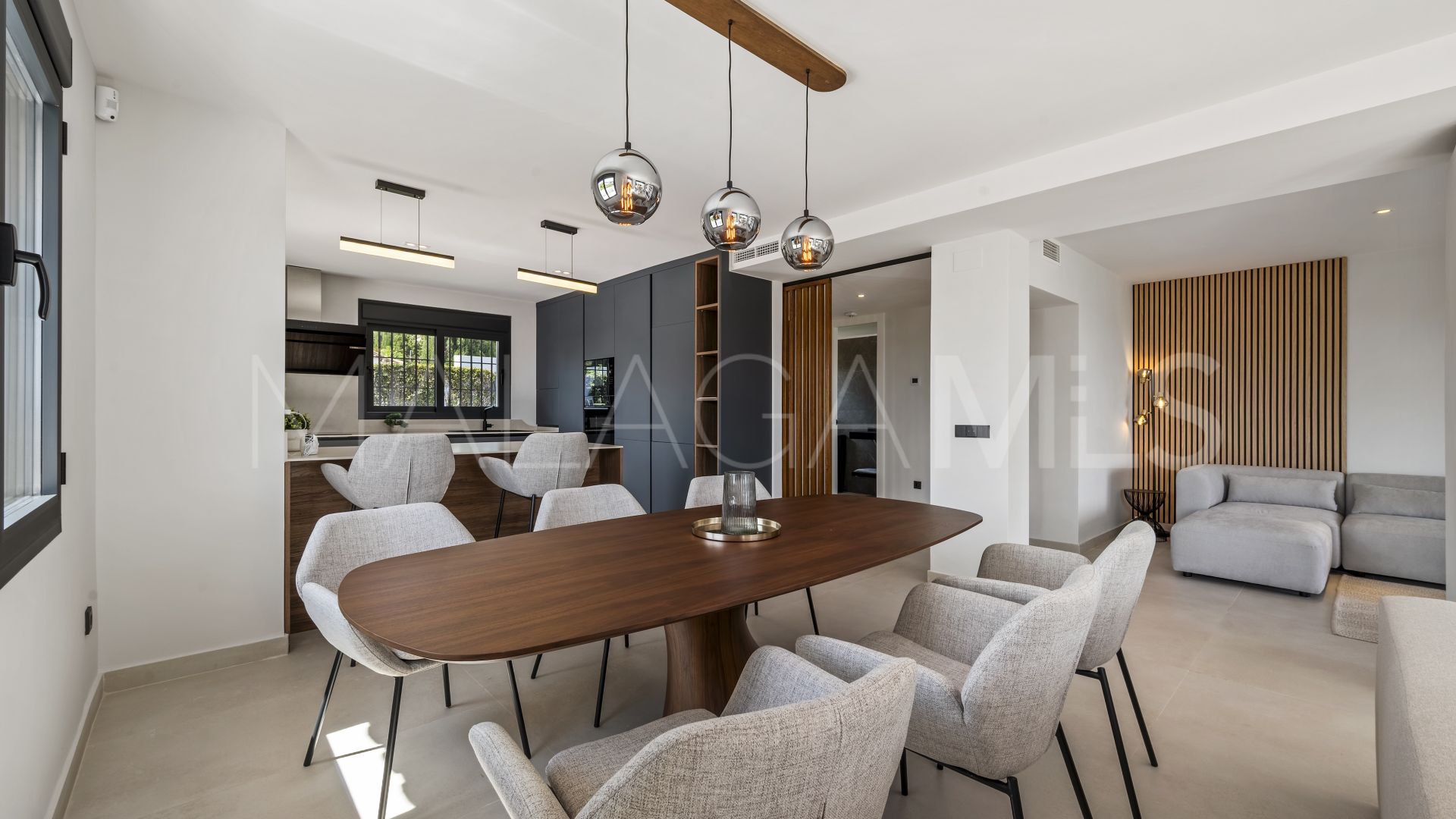 Villa for sale in El Chaparral