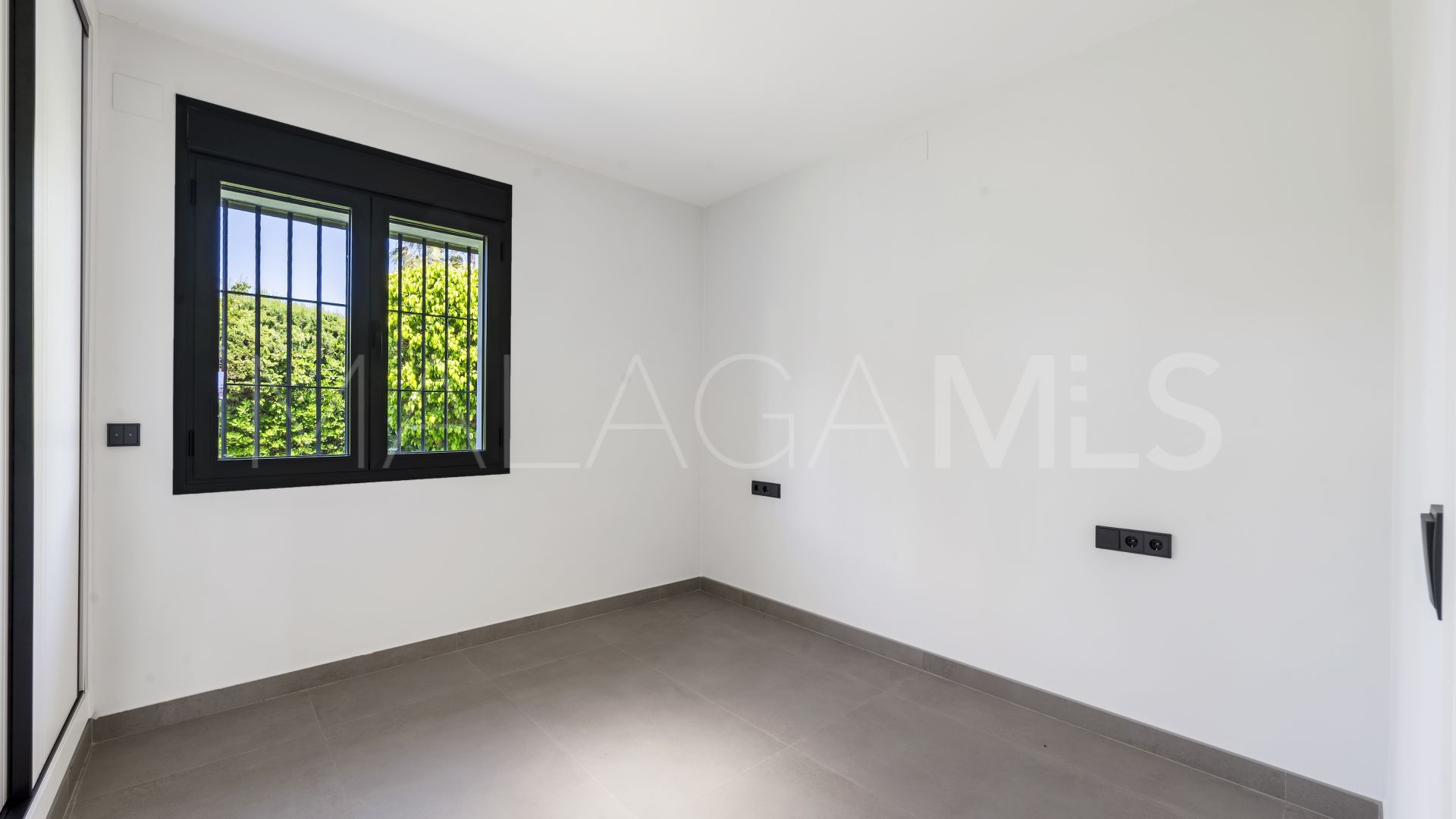 Villa for sale in El Chaparral