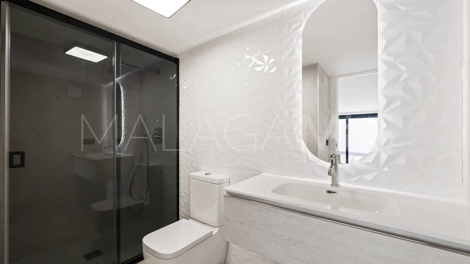 Villa for sale in El Chaparral