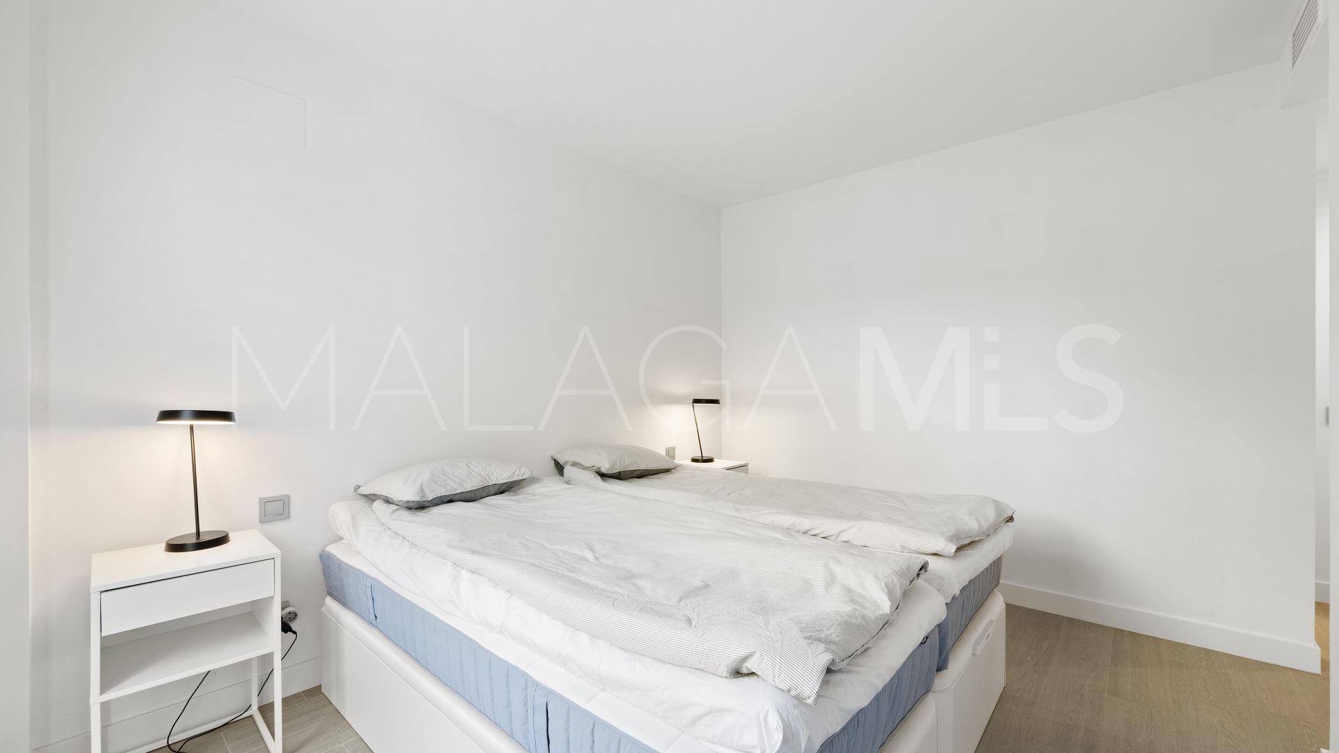 Ground floor apartment for sale in Benalmadena Pueblo with 2 bedrooms