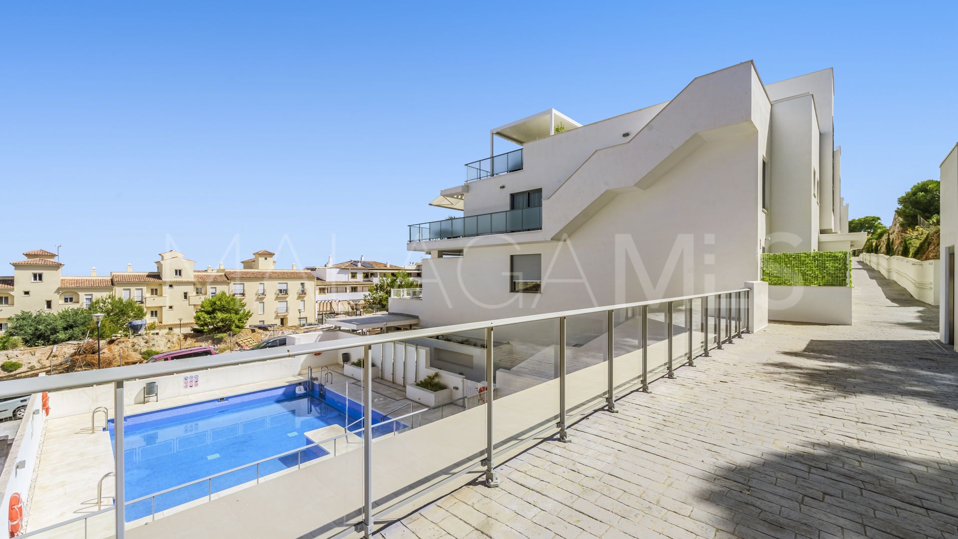 Ground floor apartment for sale in Benalmadena Pueblo with 2 bedrooms