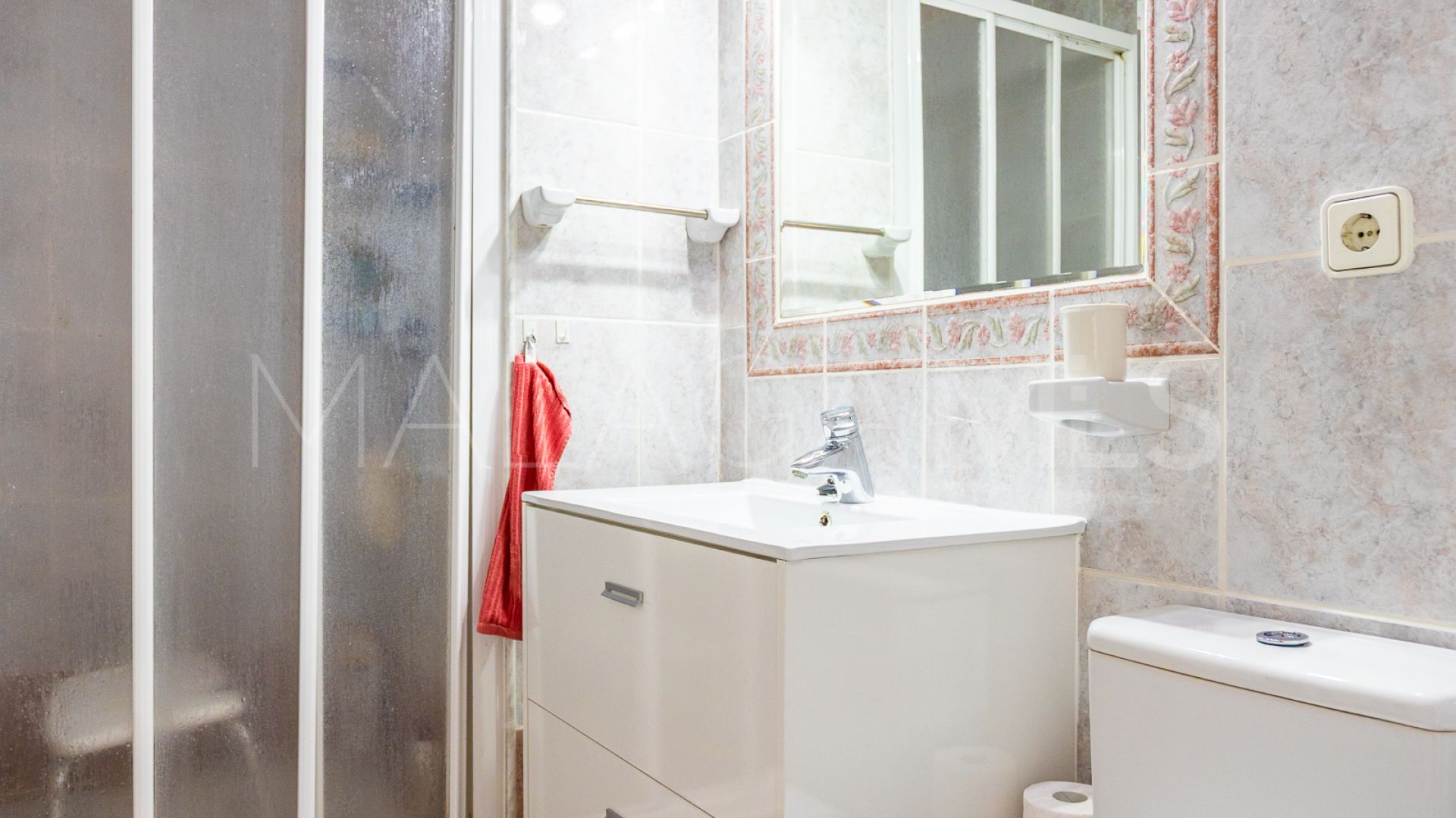 Villa for sale in Calahonda