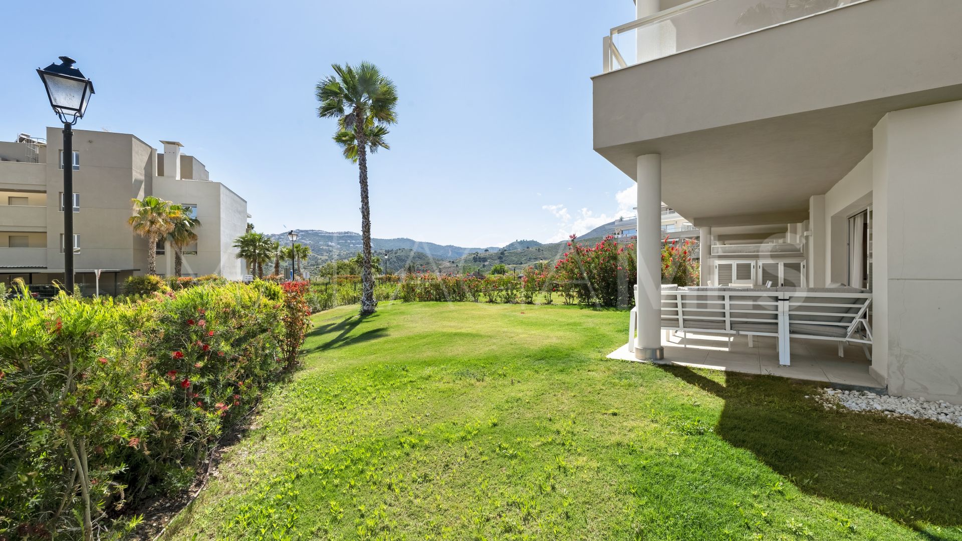 Markplanslägenhet for sale in La Cala Golf Resort